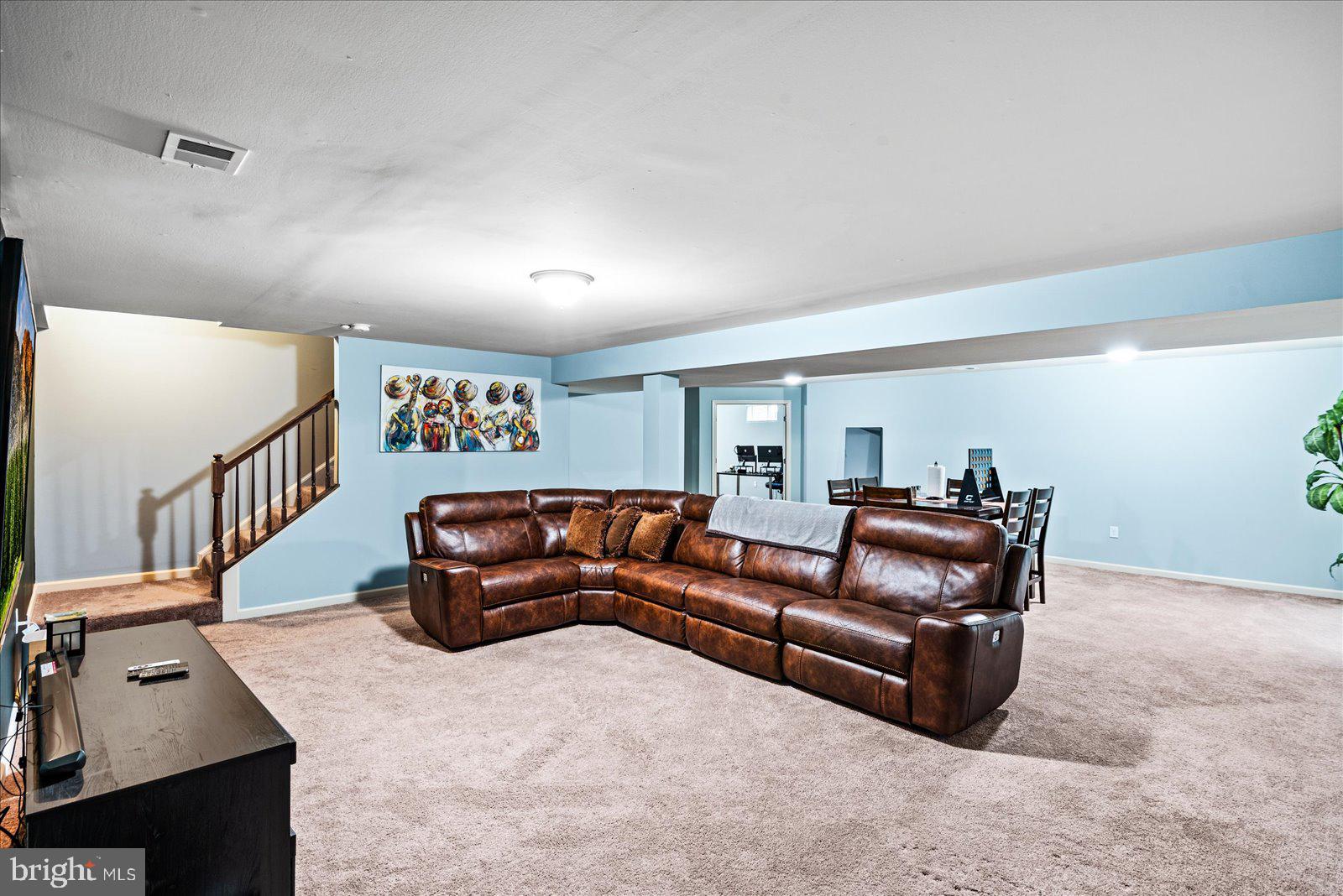 COLONIAL FORGE - Residential