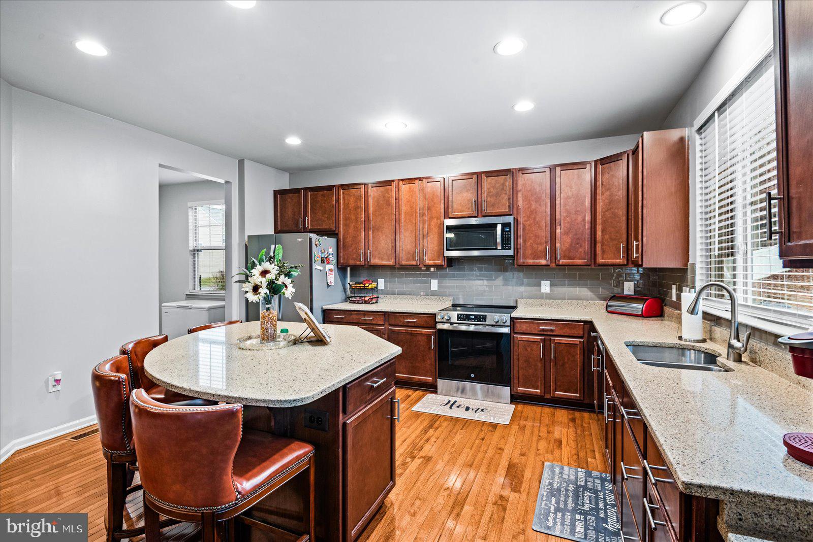 COLONIAL FORGE - Residential