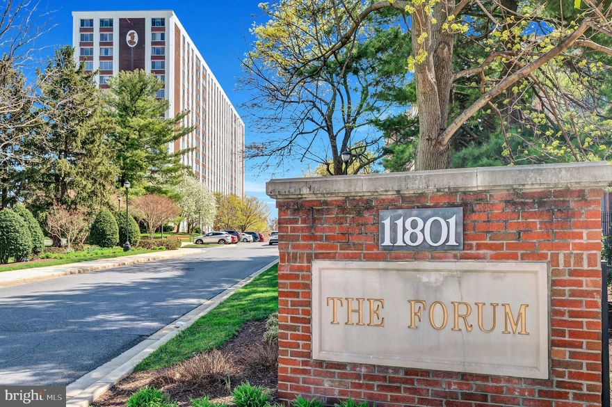 Location, location, location....across the street from Pike & Rose with shops, restaurants, cafes, and entertainment. Conveniently located to all major roads, Garrett Park- Waverly Park, Strathmore, and a few steps to the White Flint Metro. Gorgeous Unit with an amazing view! All utilities are included in the condo fee with 24-hour desk and security, and underground Garage Space. Must see!