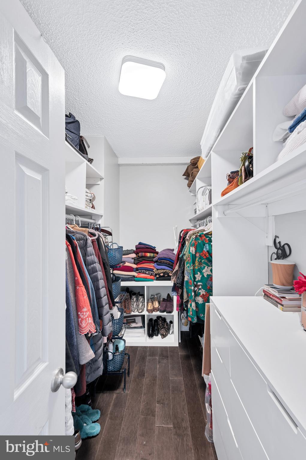 THE FORUM - Residential