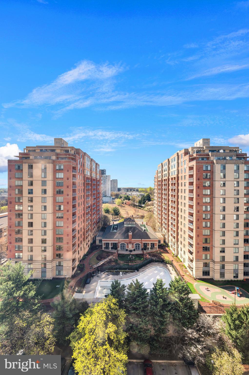 THE FORUM - Residential