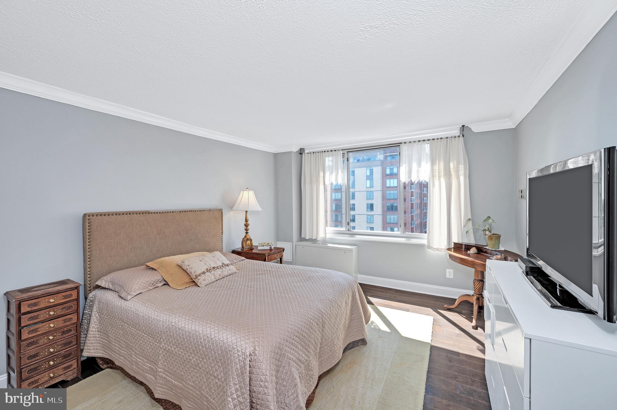 THE FORUM - Residential