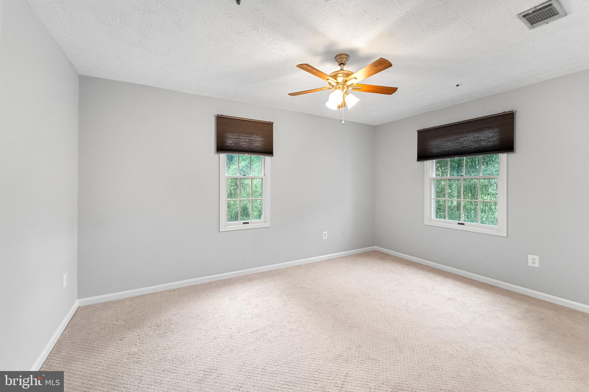 WATERS EDGE AT NORTH LAKE - Residential