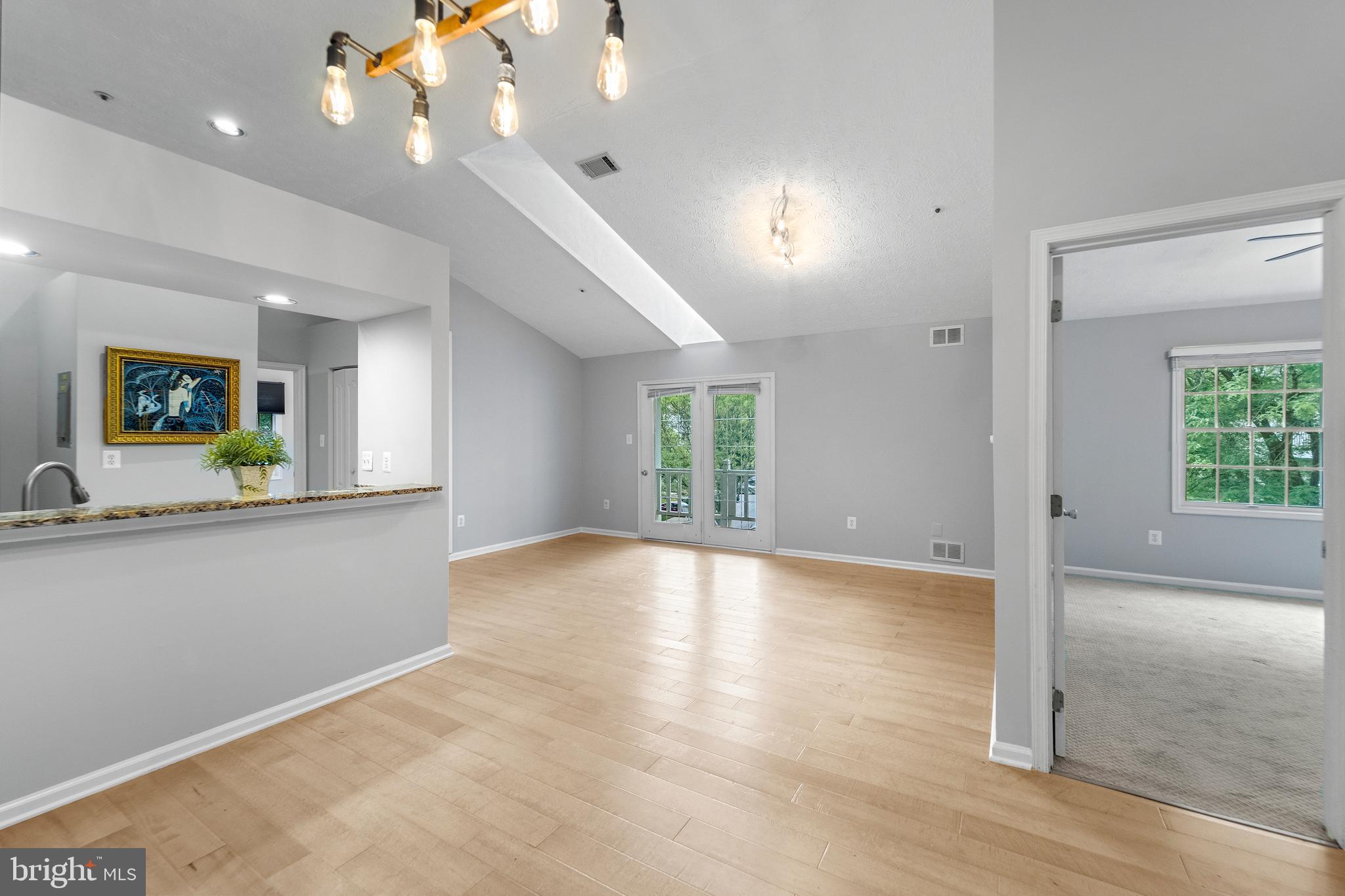 WATERS EDGE AT NORTH LAKE - Residential