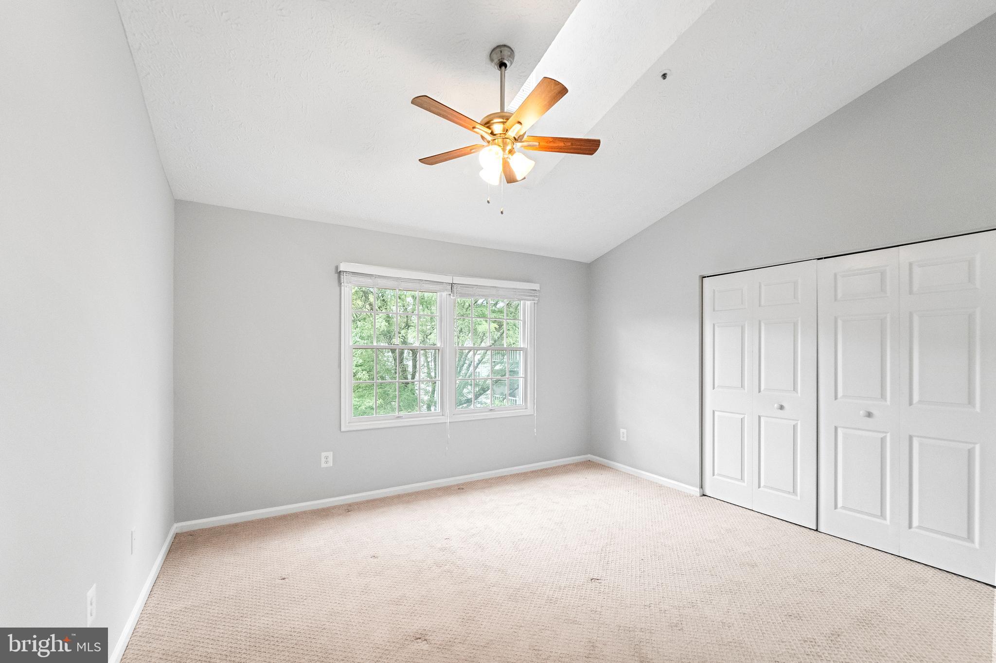 WATERS EDGE AT NORTH LAKE - Residential