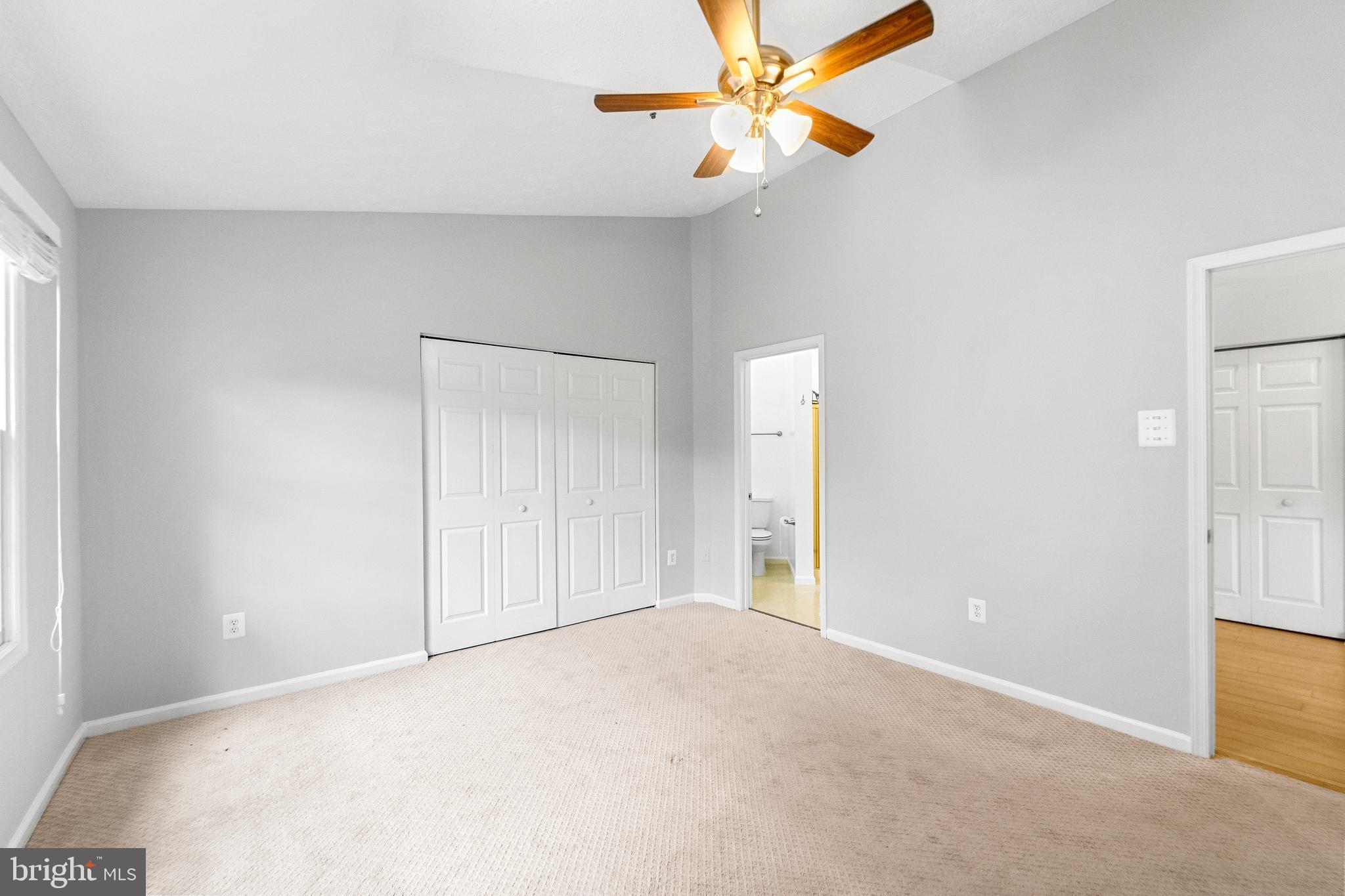 WATERS EDGE AT NORTH LAKE - Residential