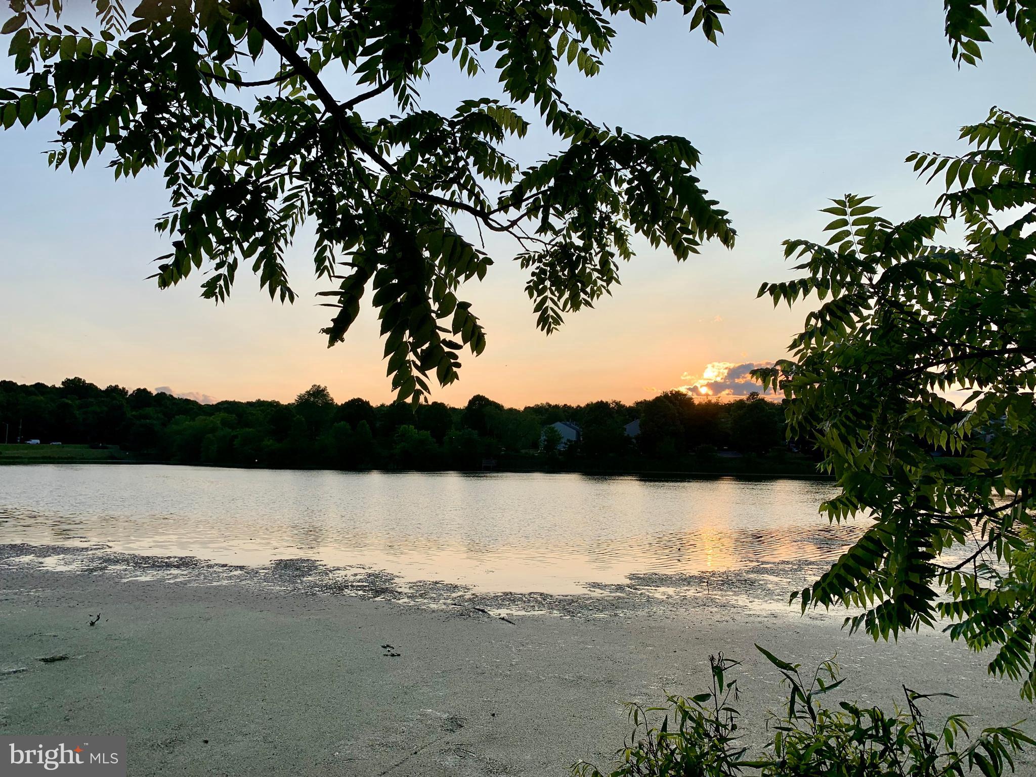 WATERS EDGE AT NORTH LAKE - Residential