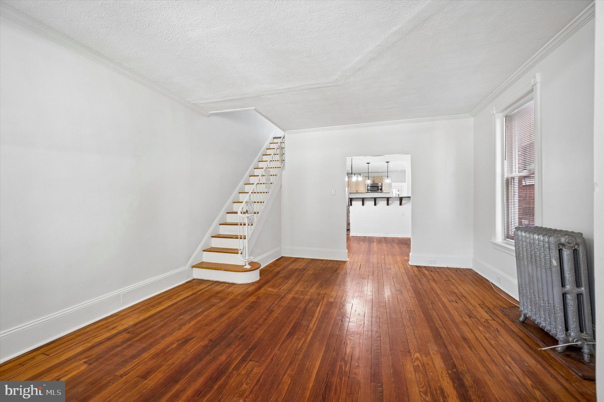 ROXBOROUGH - Residential