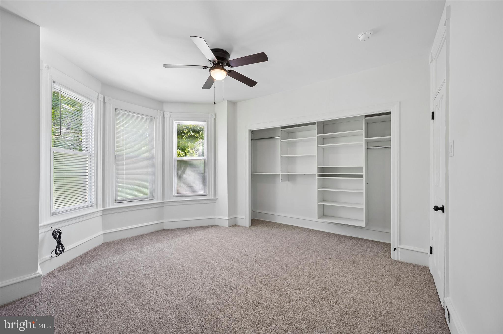 ROXBOROUGH - Residential