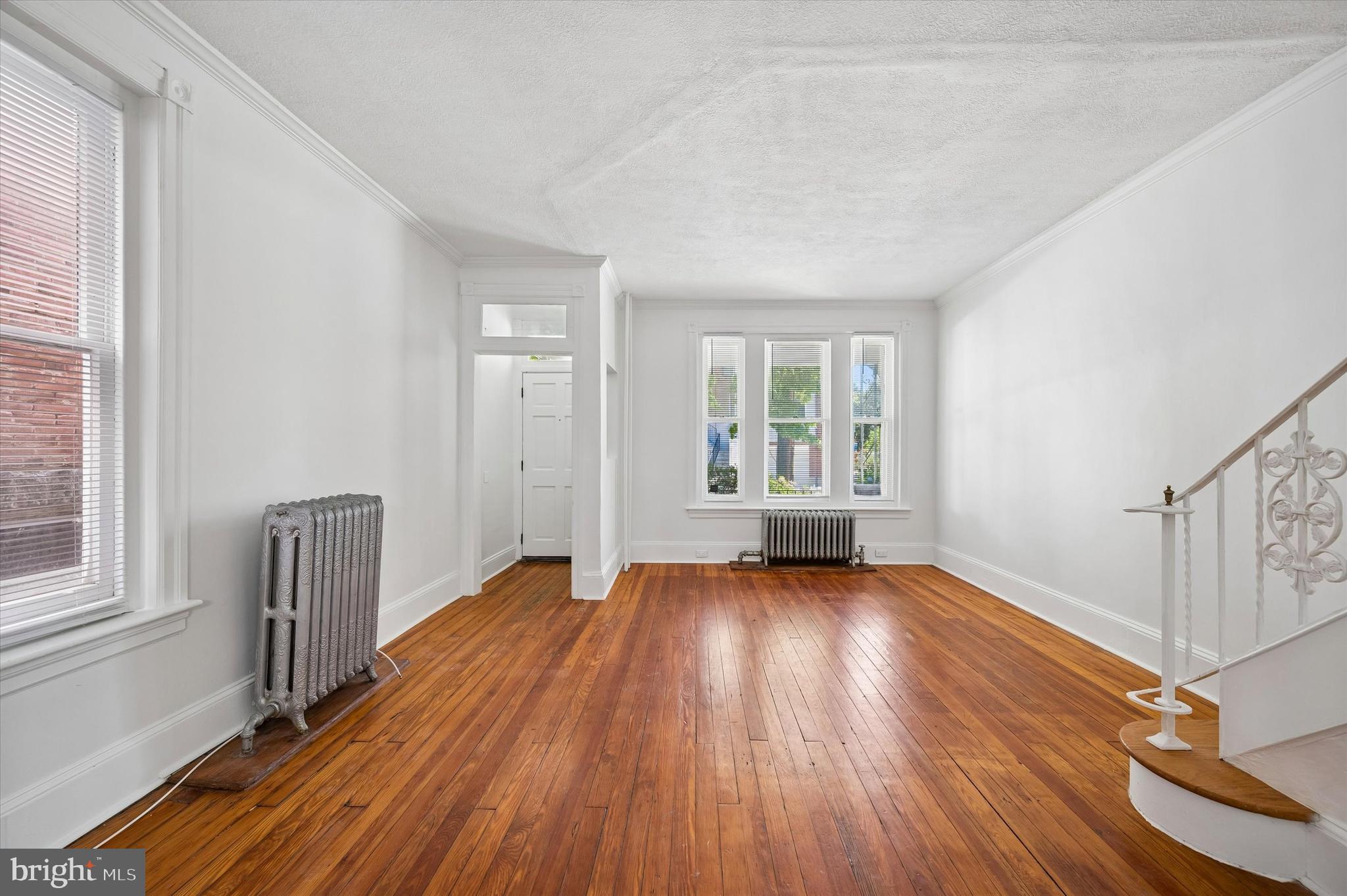 ROXBOROUGH - Residential