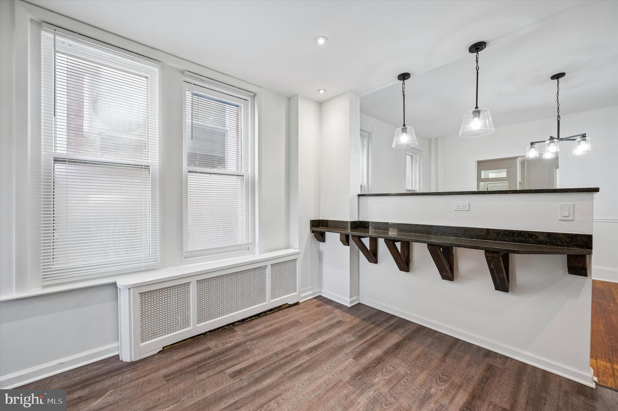 ROXBOROUGH - Residential