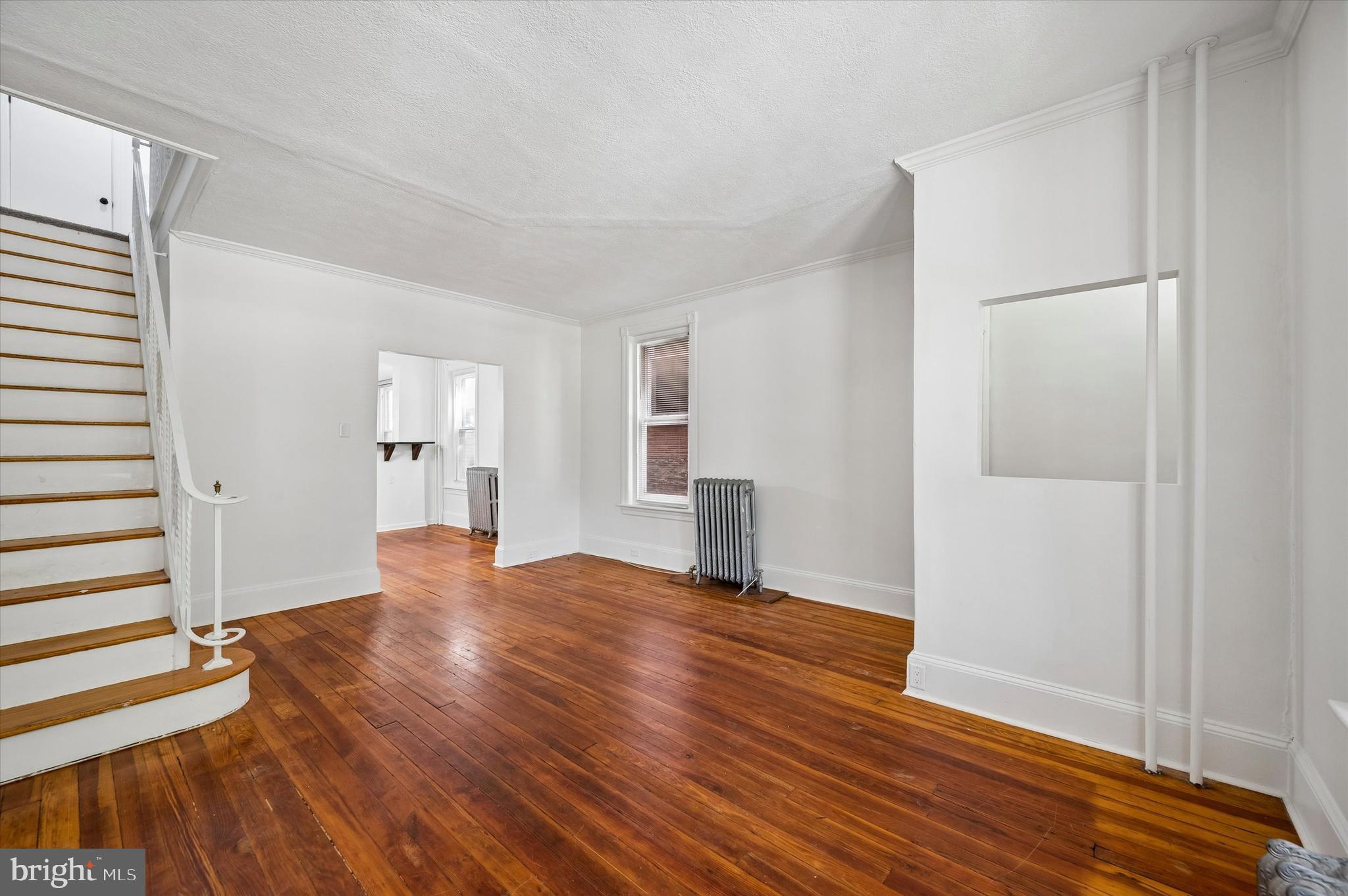 ROXBOROUGH - Residential
