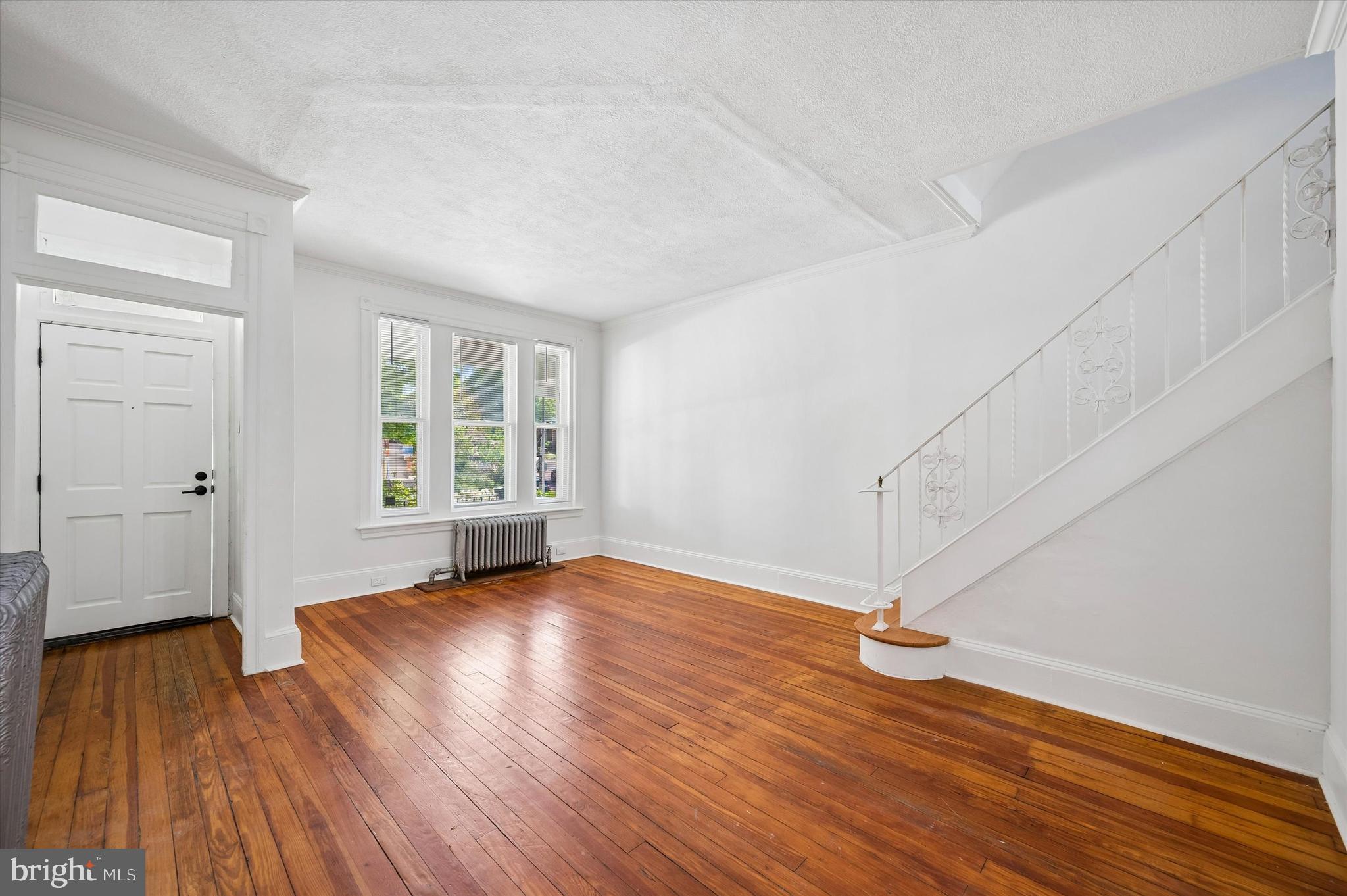 ROXBOROUGH - Residential