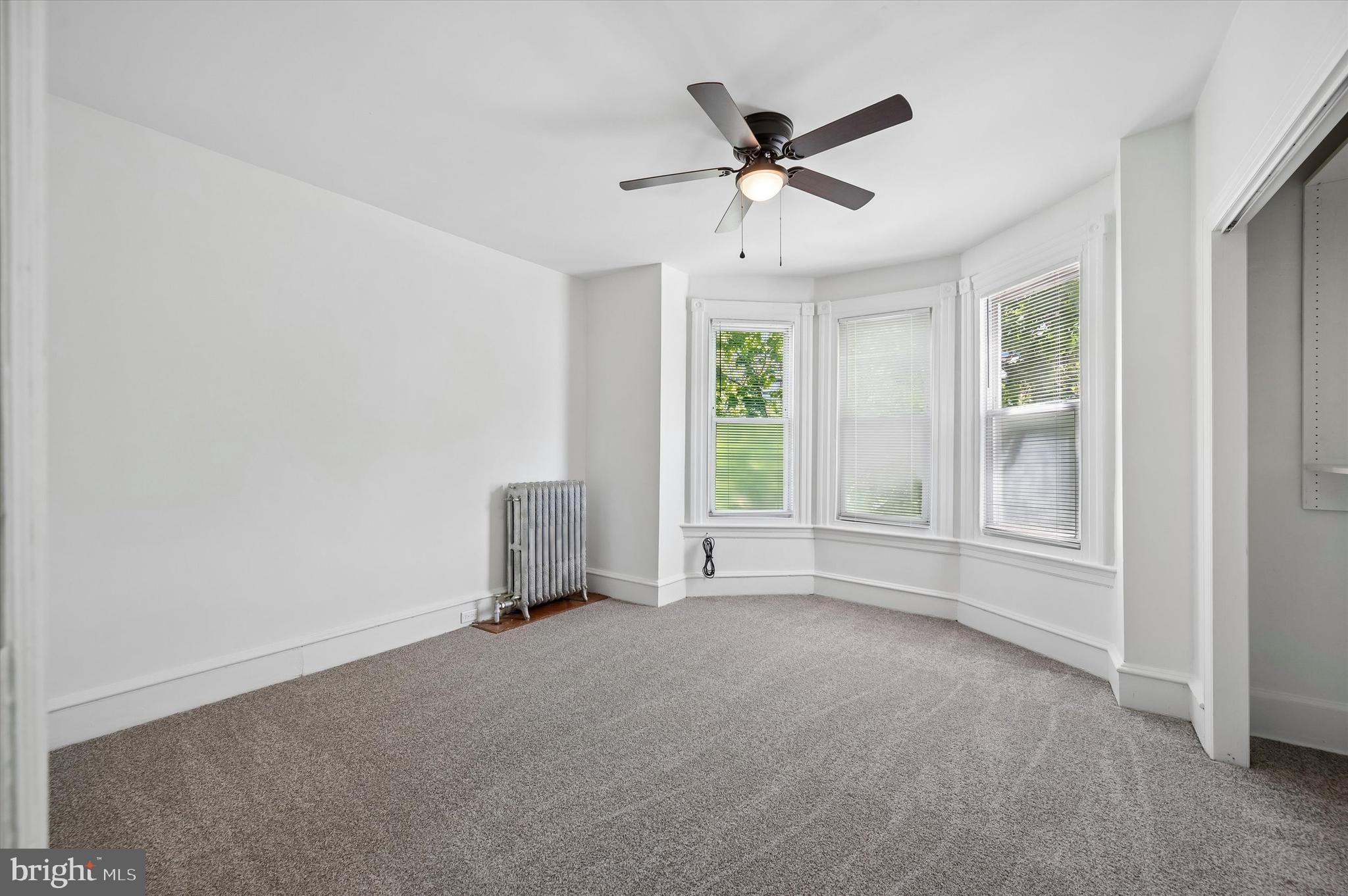 ROXBOROUGH - Residential