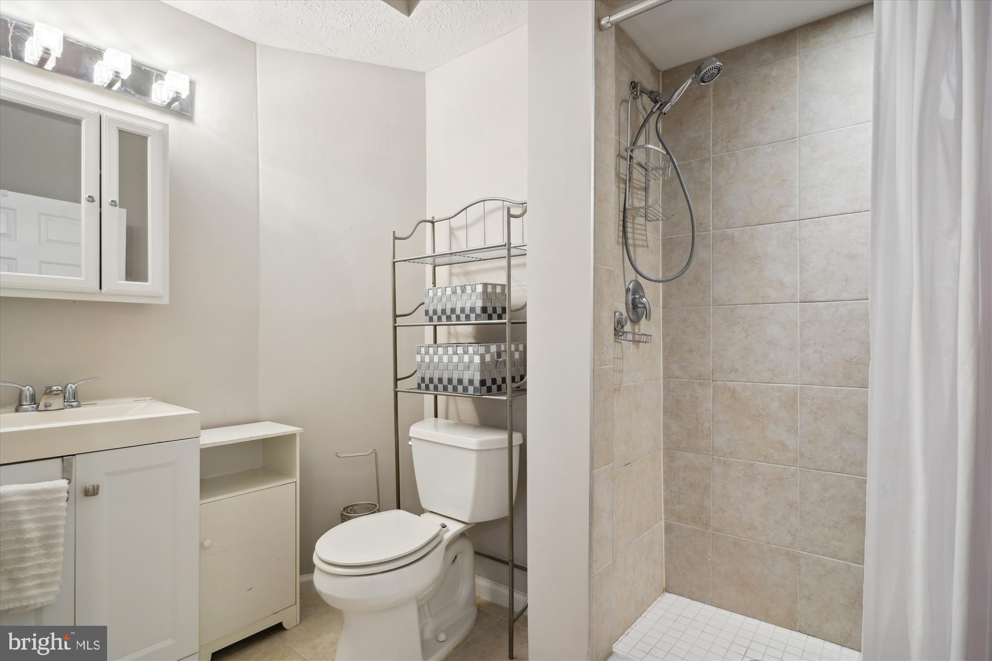 MONTCLAIR - Residential