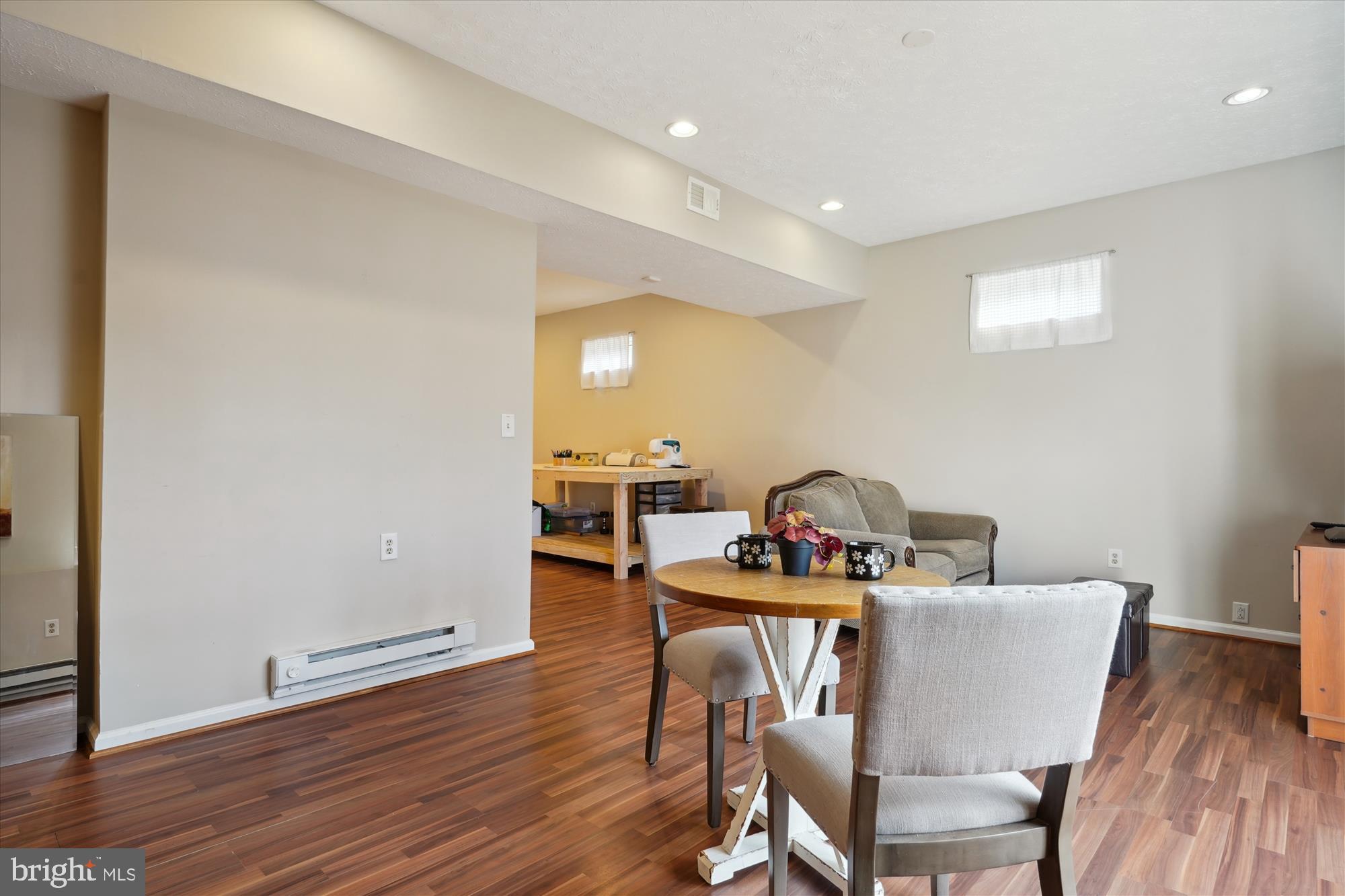 MONTCLAIR - Residential