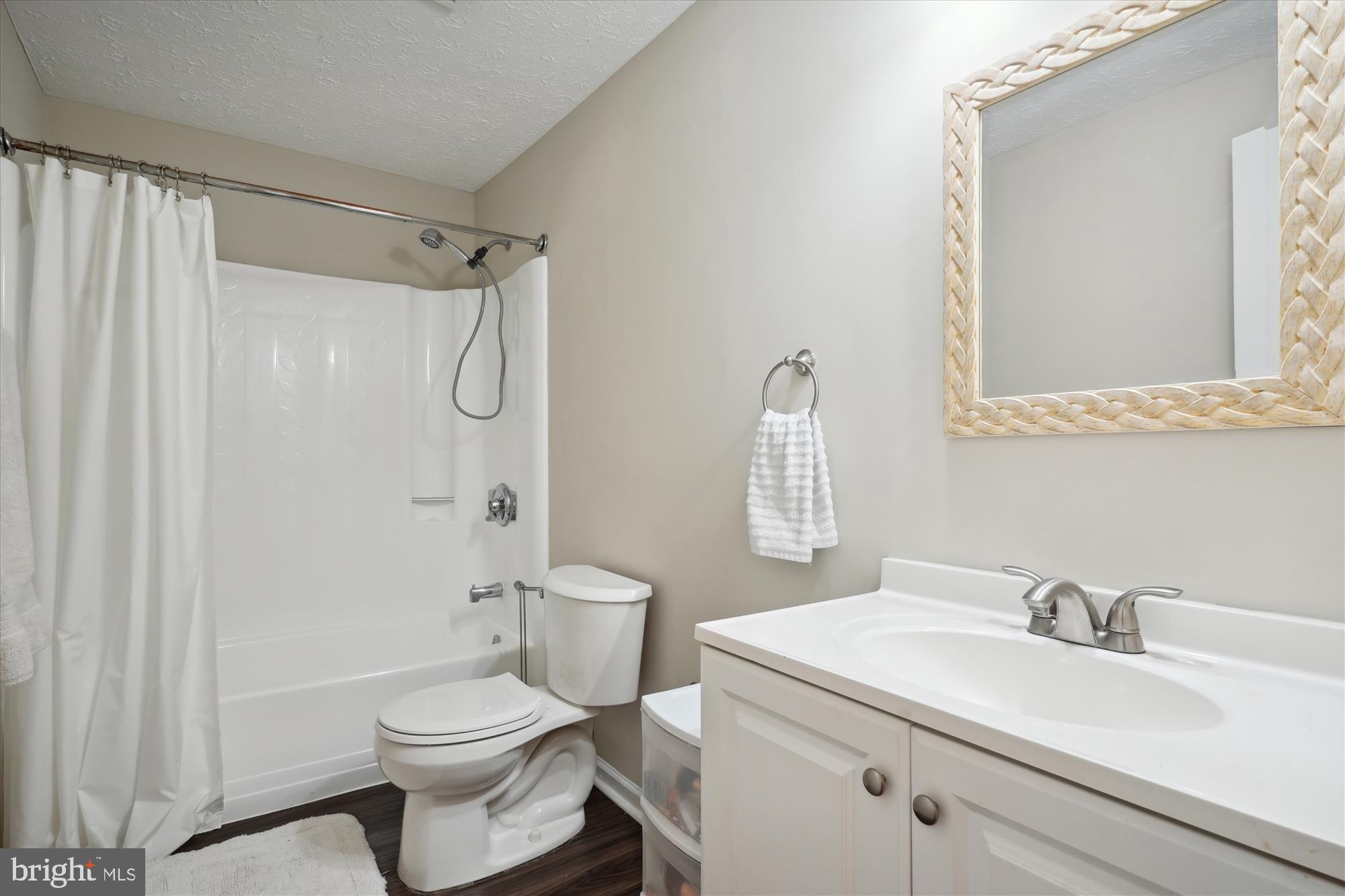 MONTCLAIR - Residential