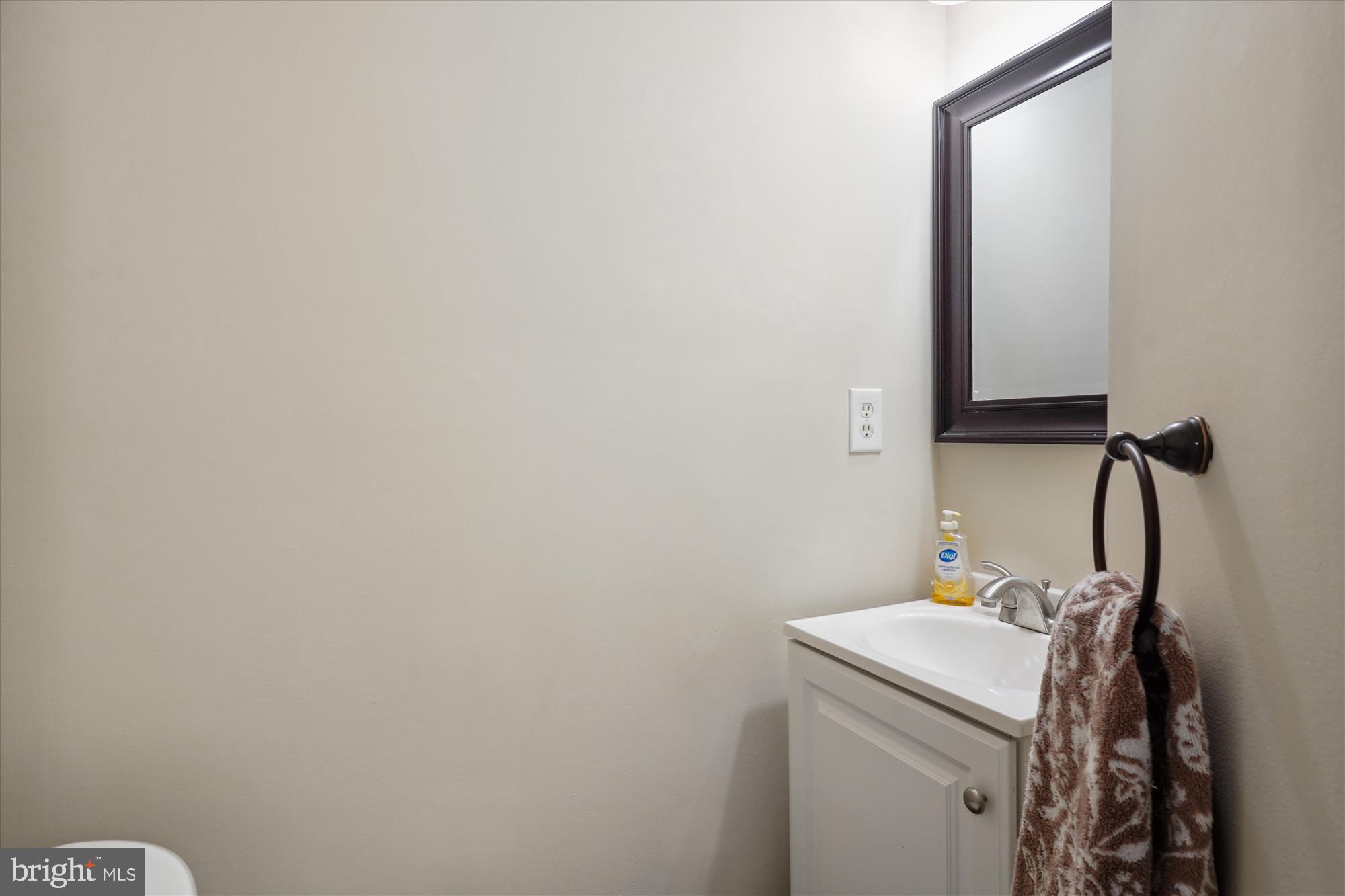 MONTCLAIR - Residential