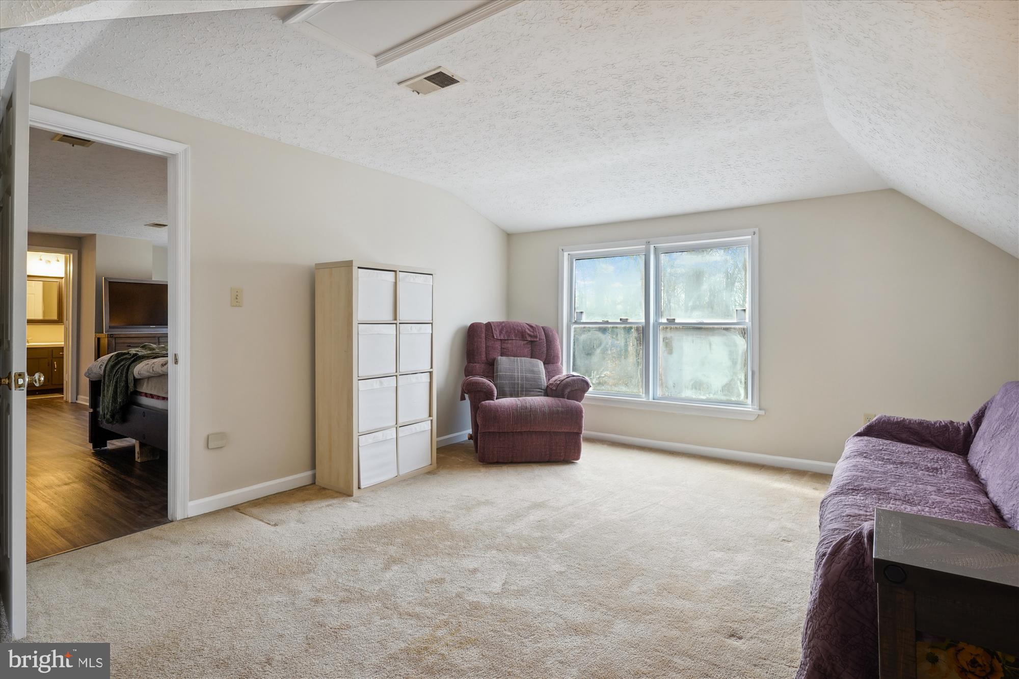 MONTCLAIR - Residential