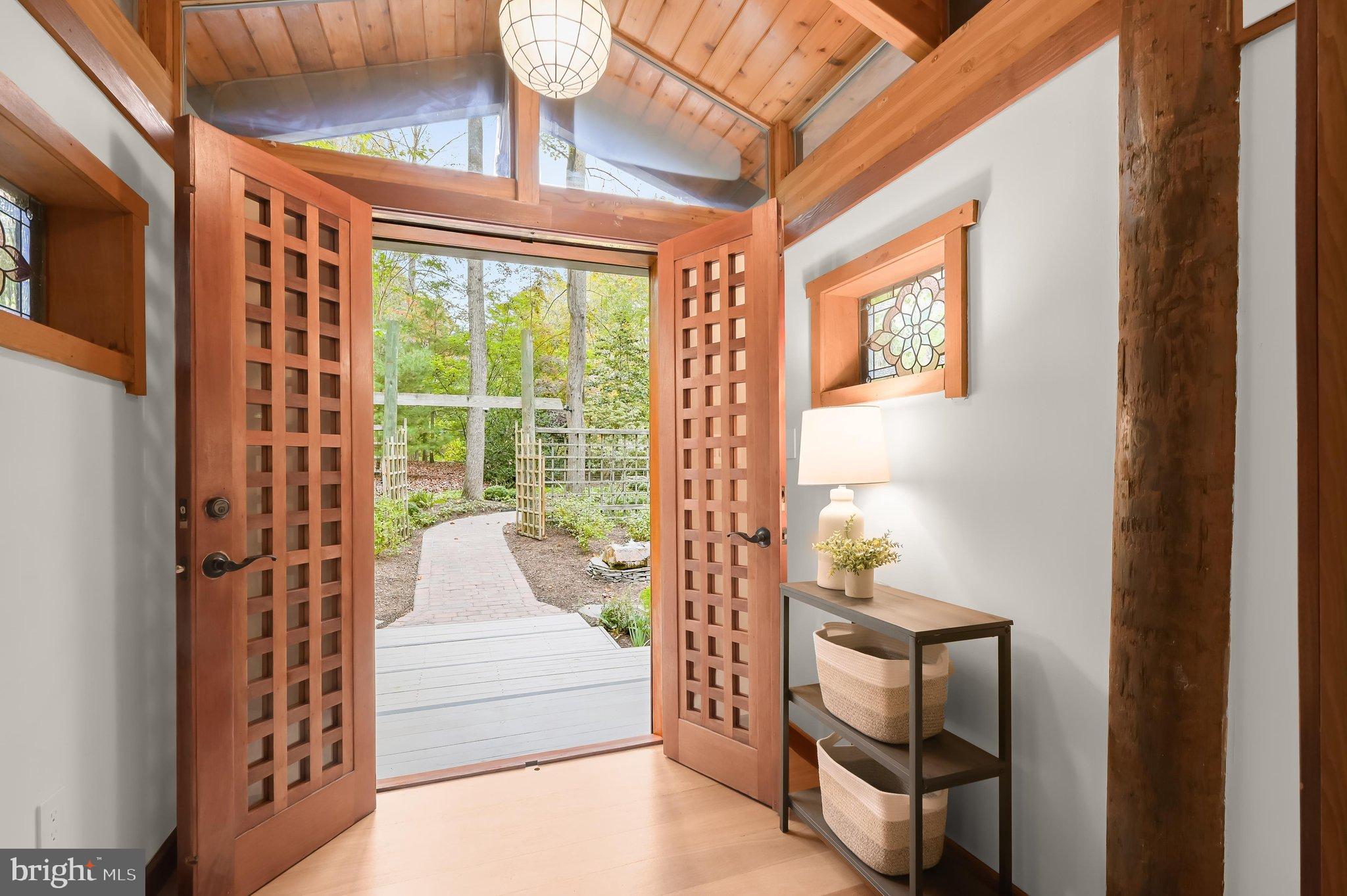 13813 WAYSIDE DRIVE
