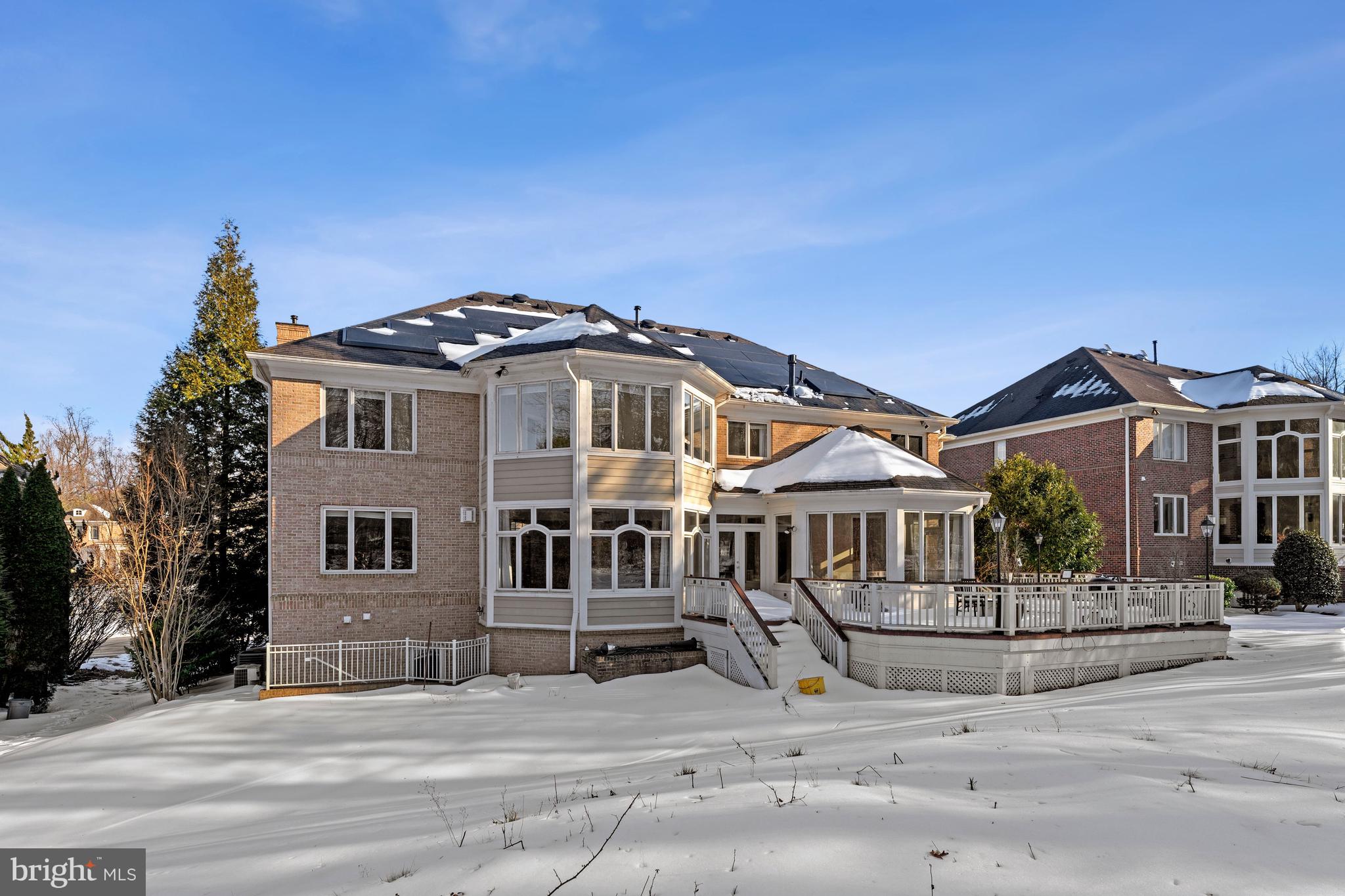 RED CEDAR WEST - Residential