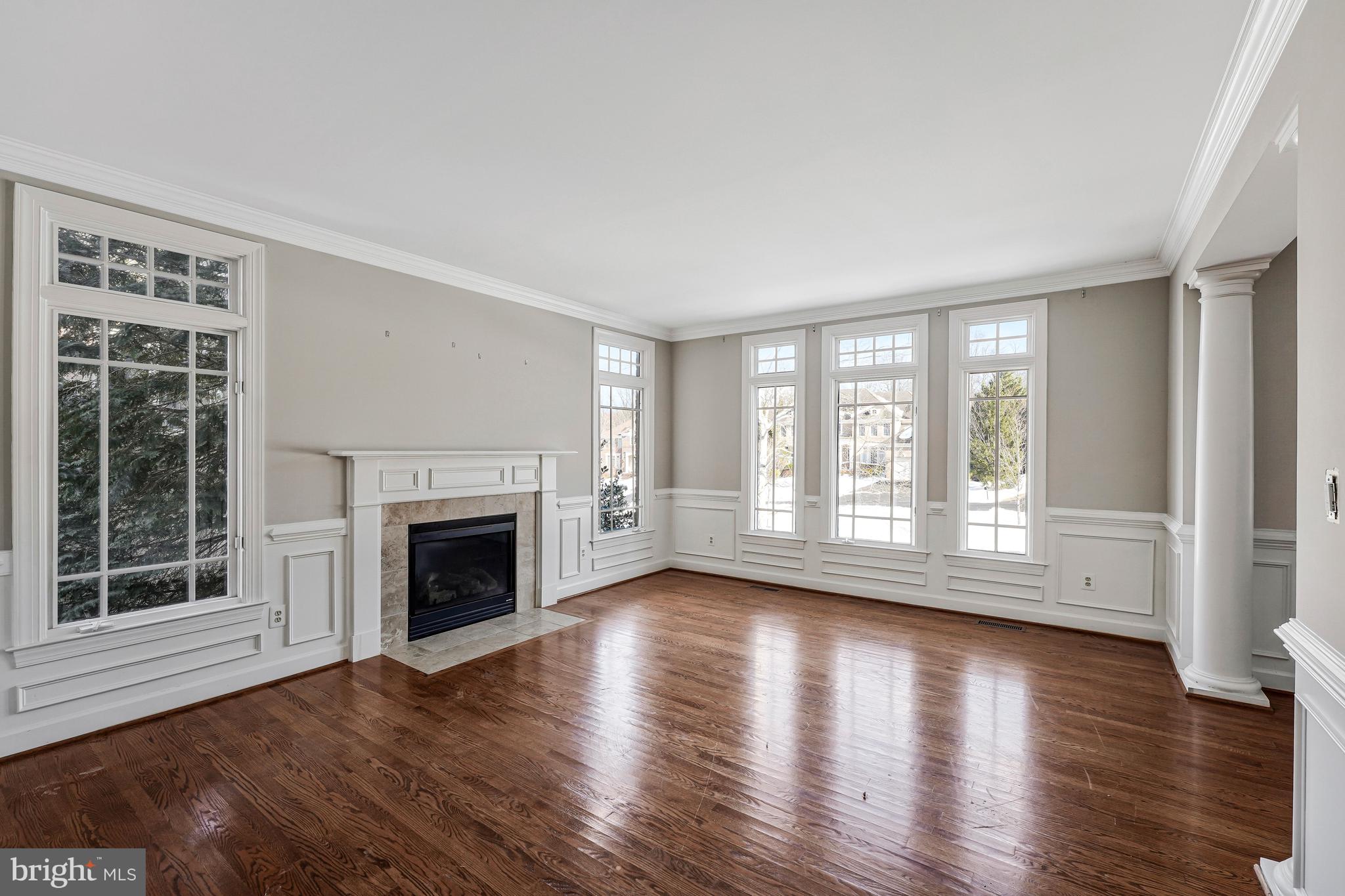 RED CEDAR WEST - Residential