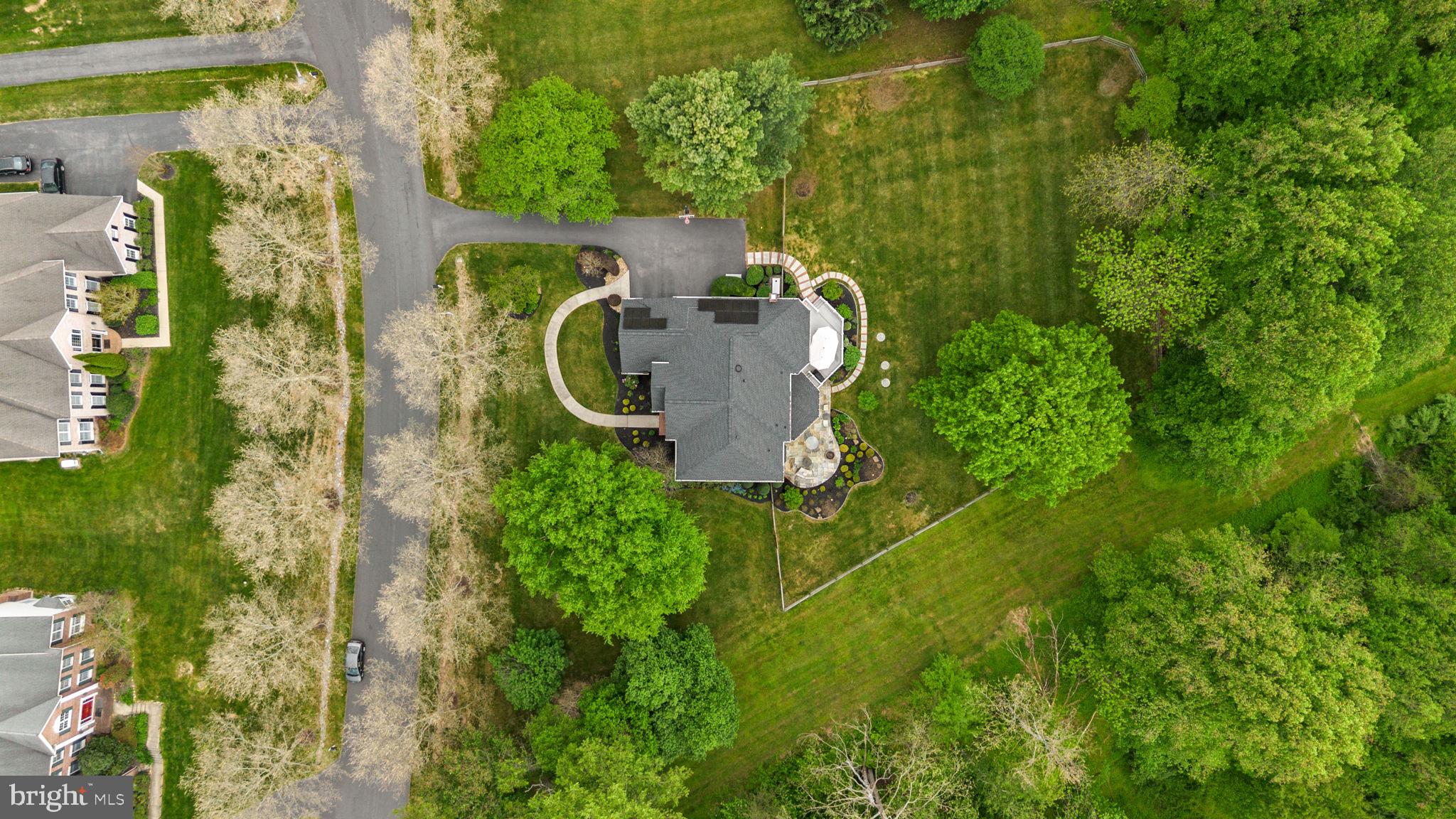 BIG BRANCH OVERLOOK - Residential