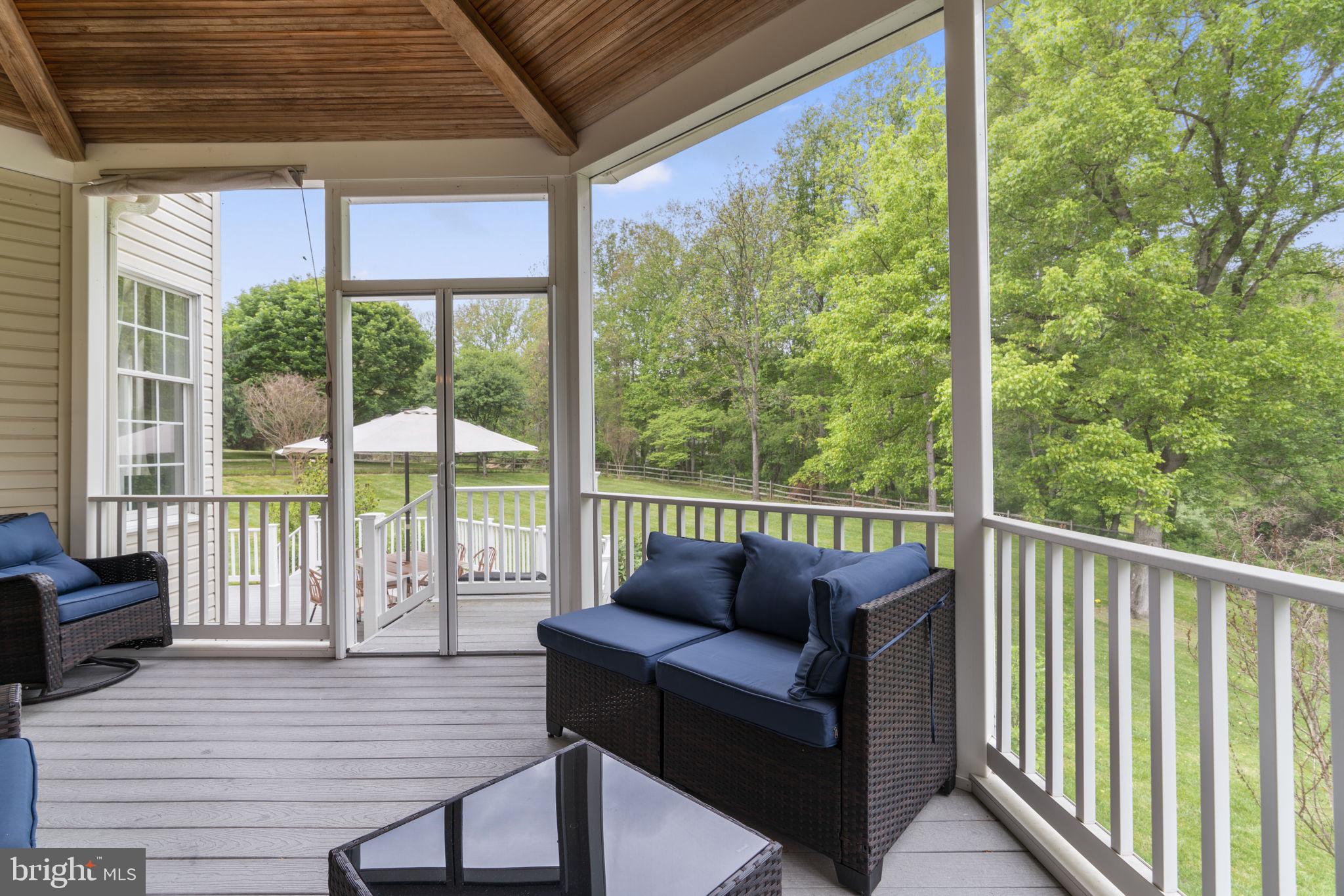 BIG BRANCH OVERLOOK - Residential
