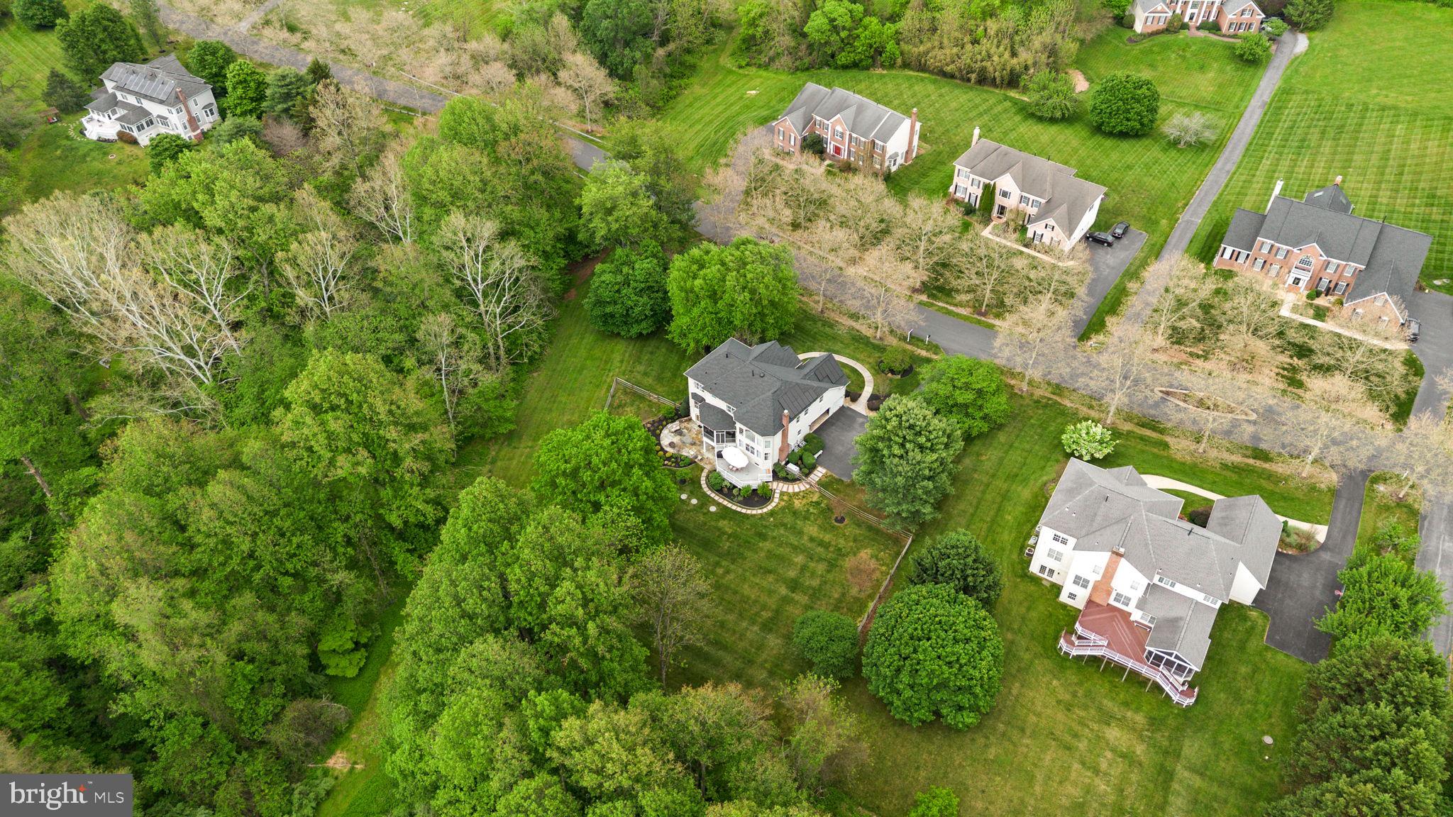 BIG BRANCH OVERLOOK - Residential