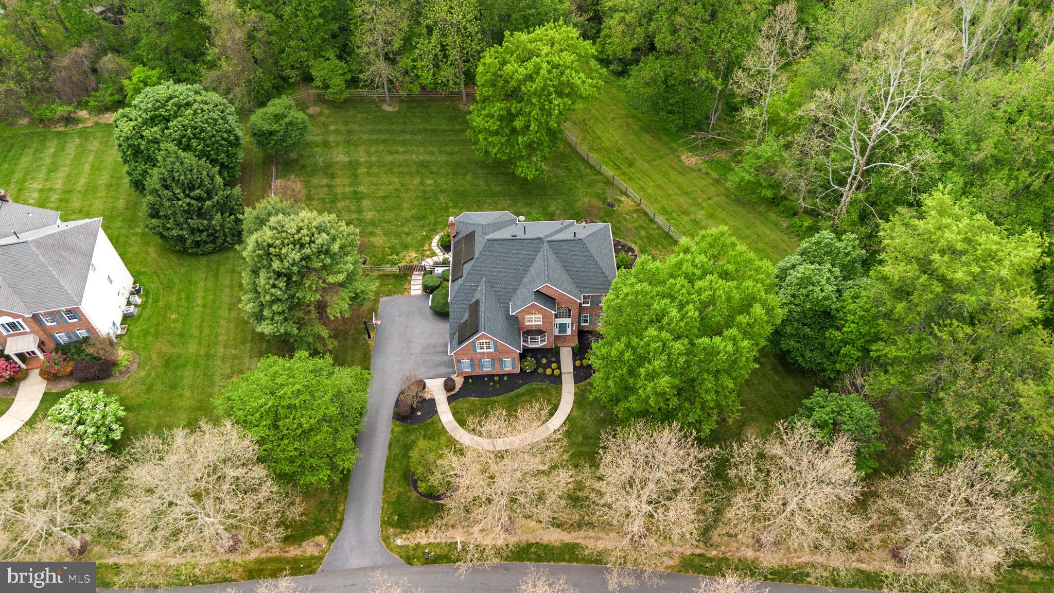 BIG BRANCH OVERLOOK - Residential