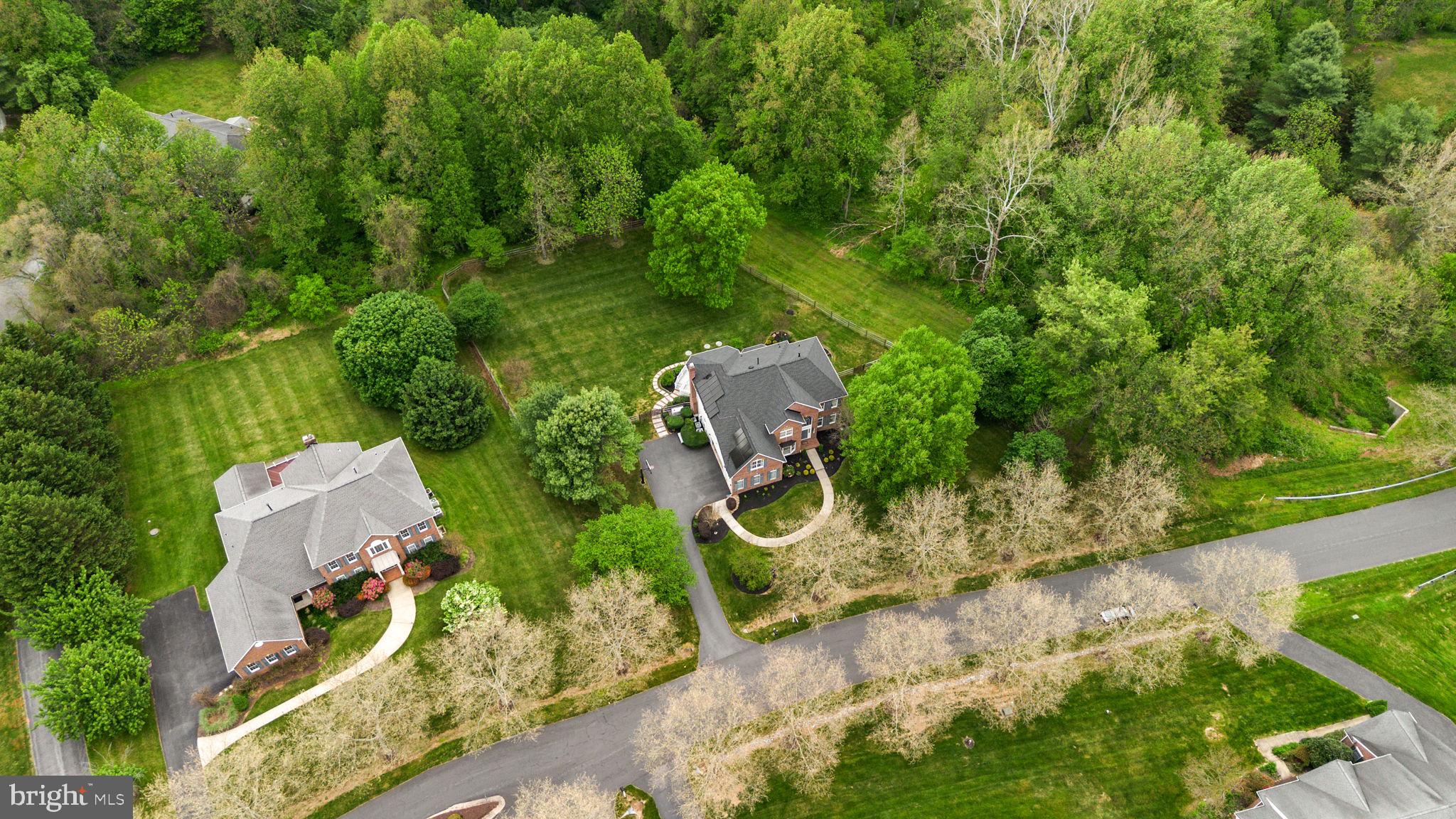 BIG BRANCH OVERLOOK - Residential