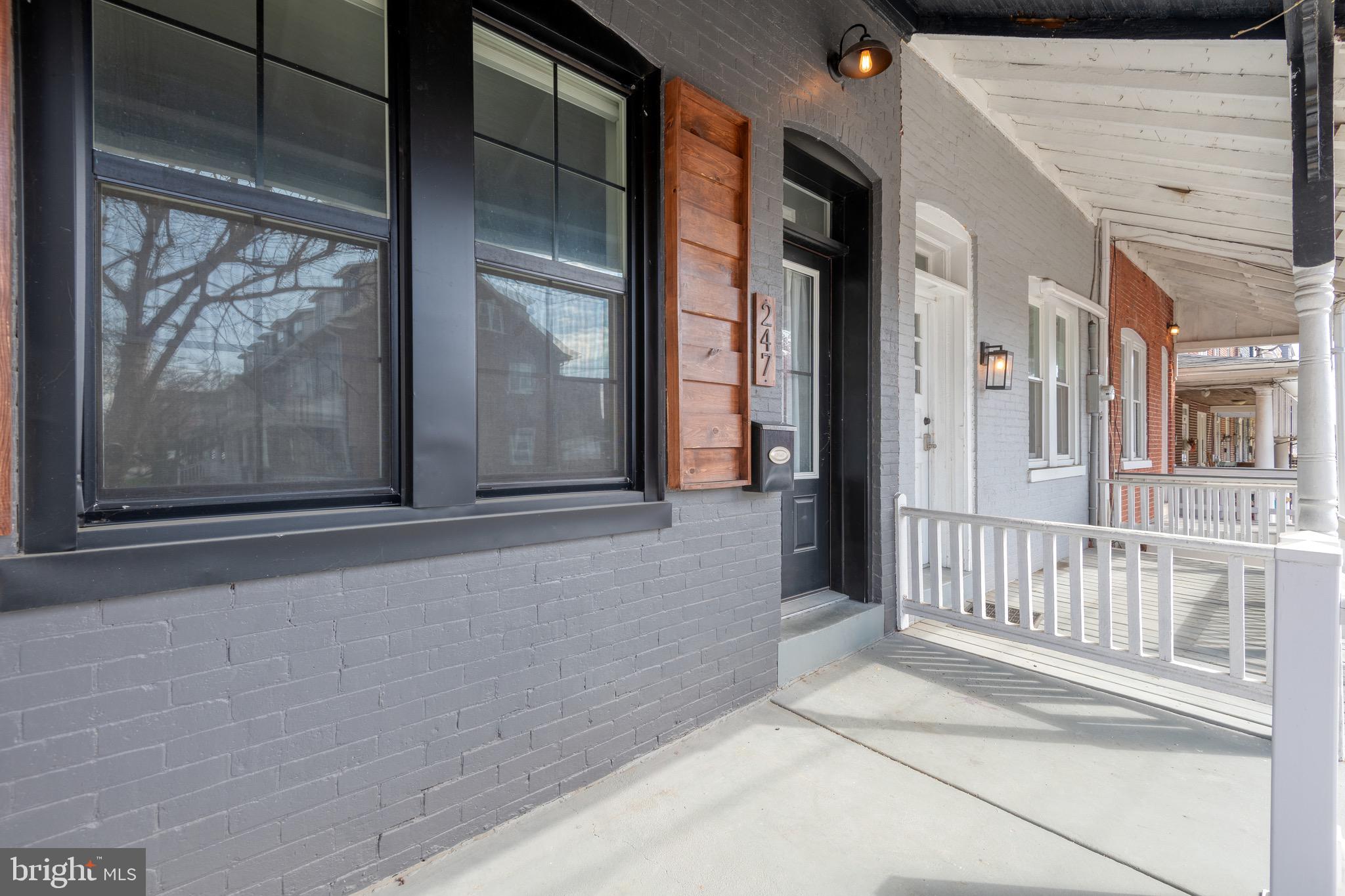 STADIUM DISTRICT - Residential