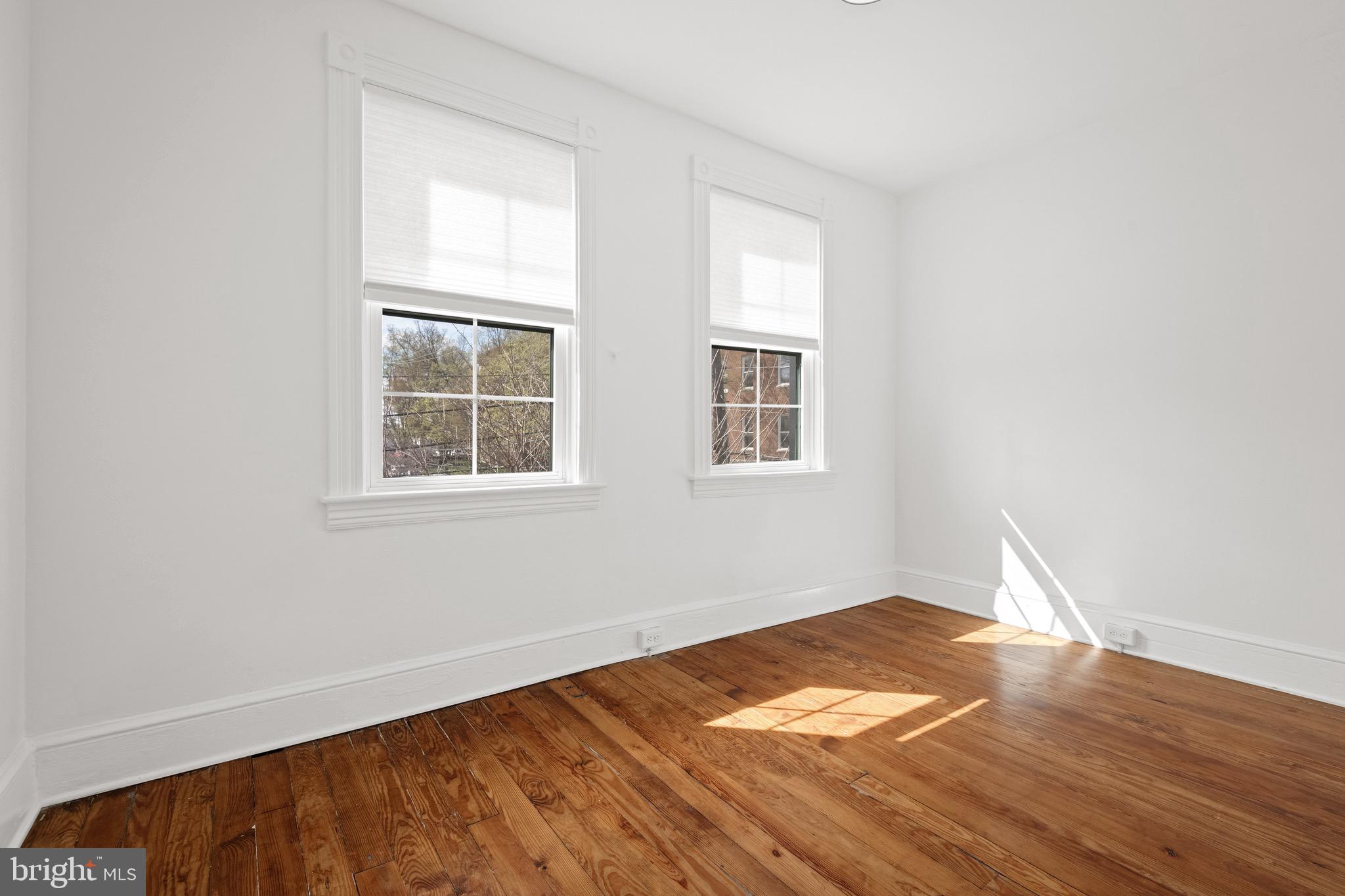 STADIUM DISTRICT - Residential