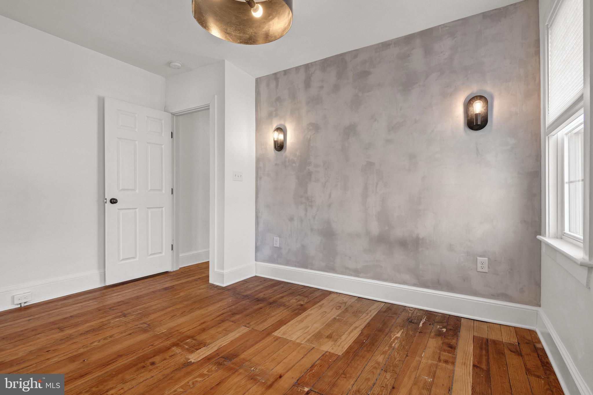 STADIUM DISTRICT - Residential