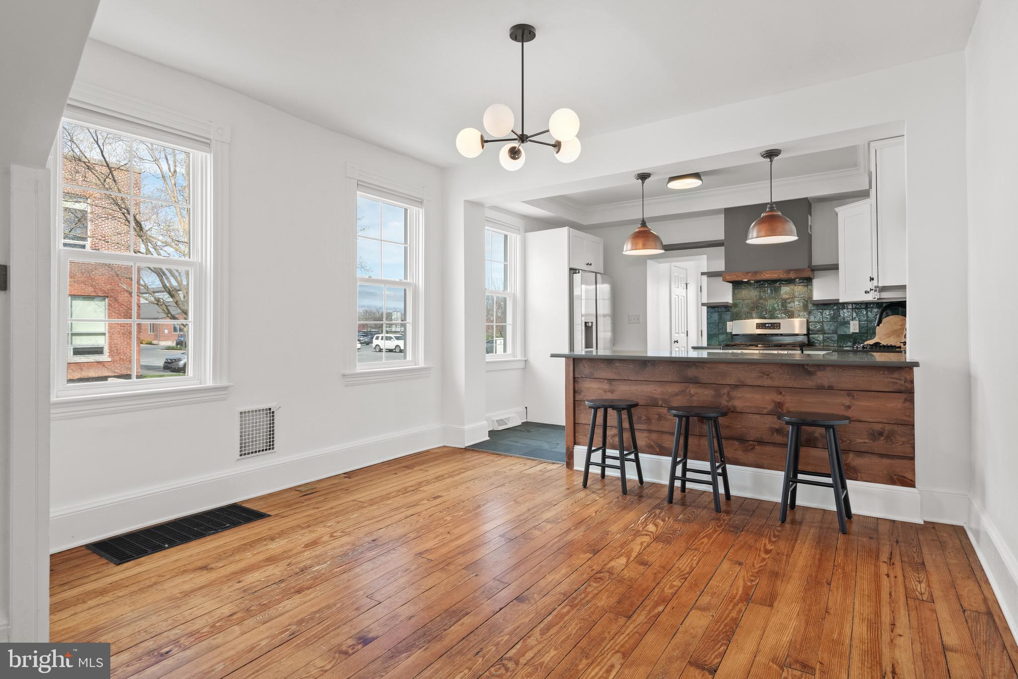 STADIUM DISTRICT - Residential