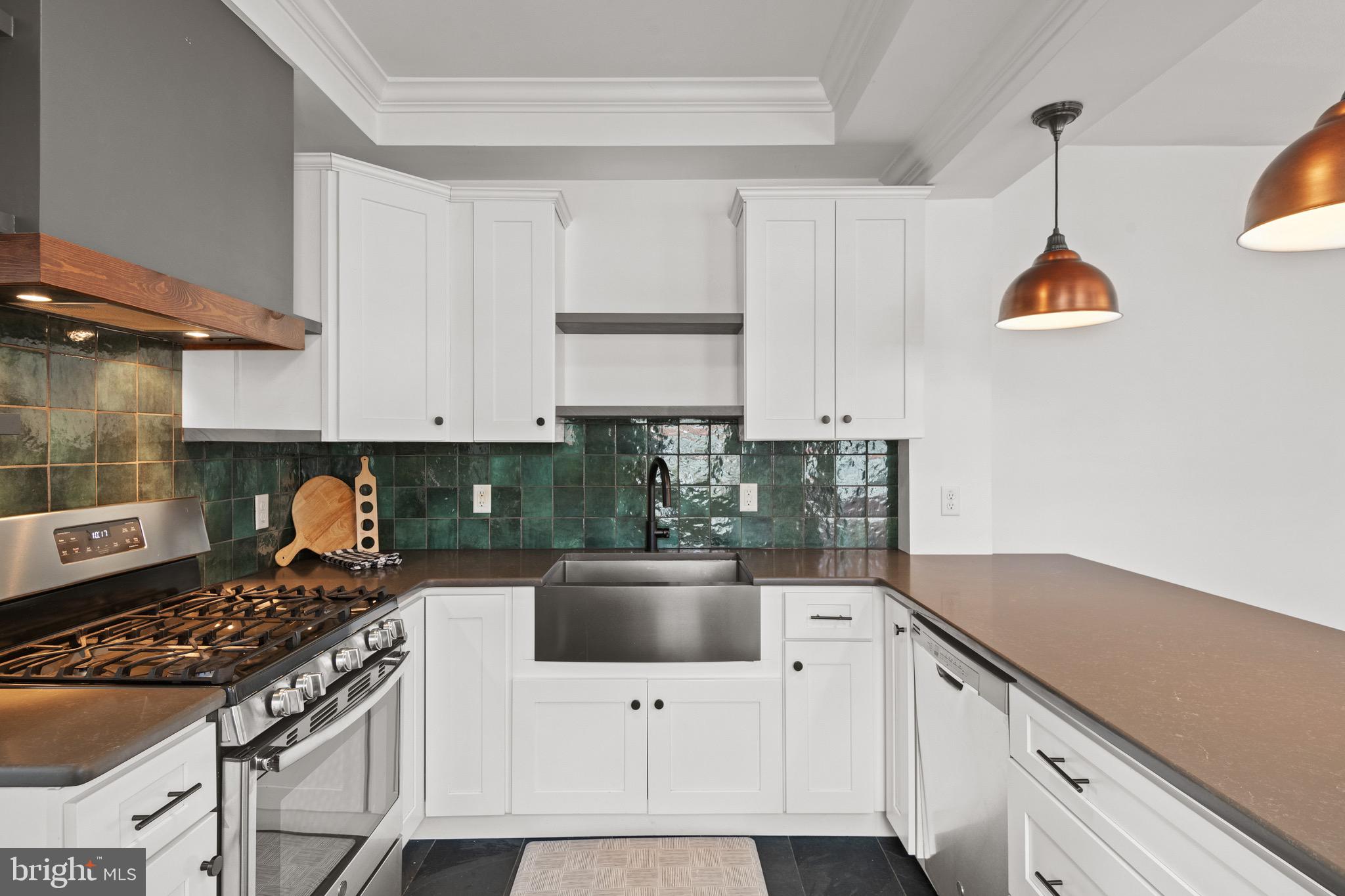 STADIUM DISTRICT - Residential