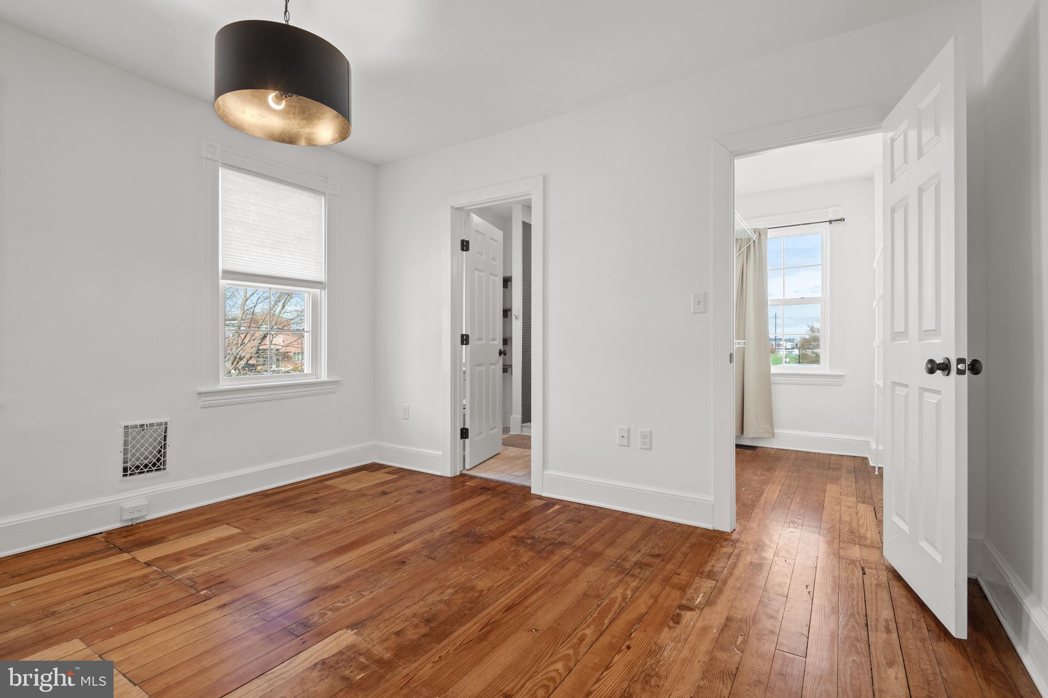 STADIUM DISTRICT - Residential