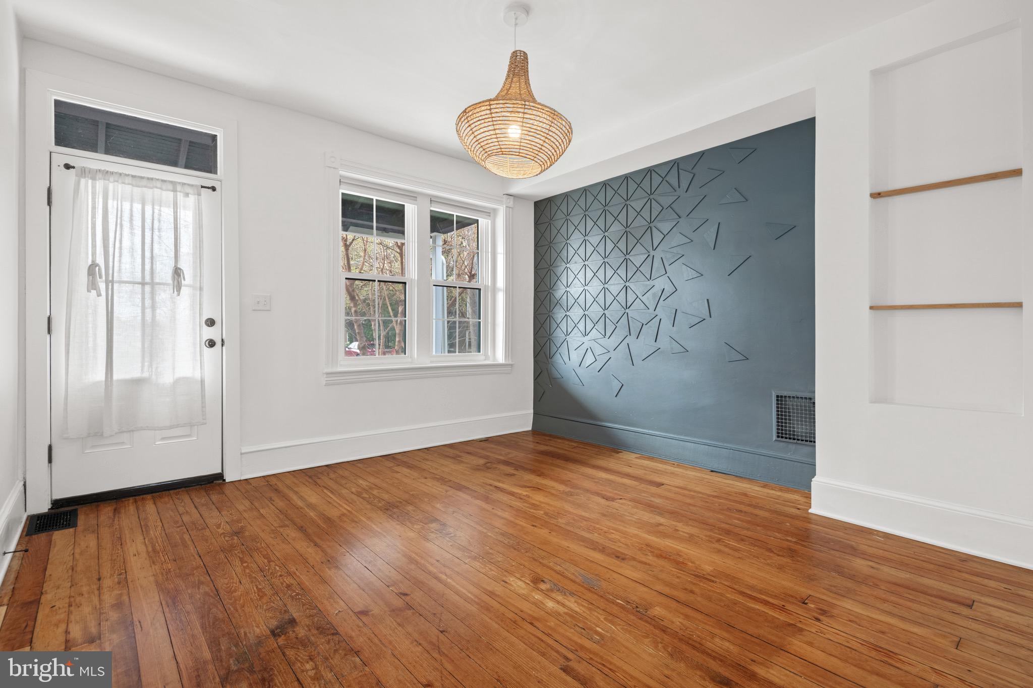 STADIUM DISTRICT - Residential