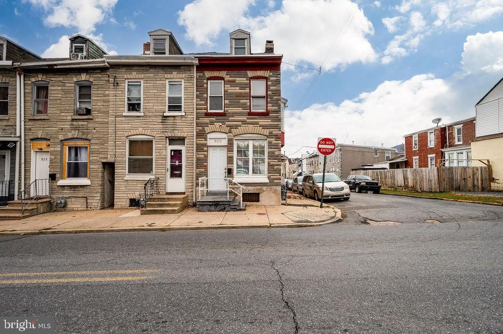 Photo of 933 Cotton Street, READING, PA 19602 (MLS # PABK2063436)