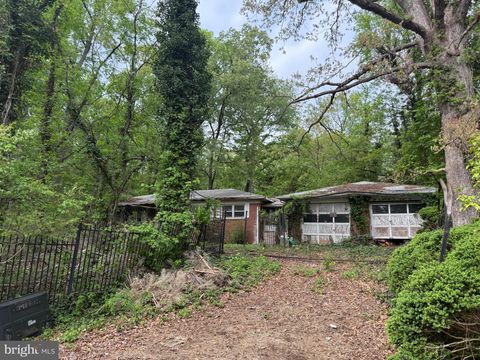 4204 MEYERS ROAD TRIANGLE VA 22172