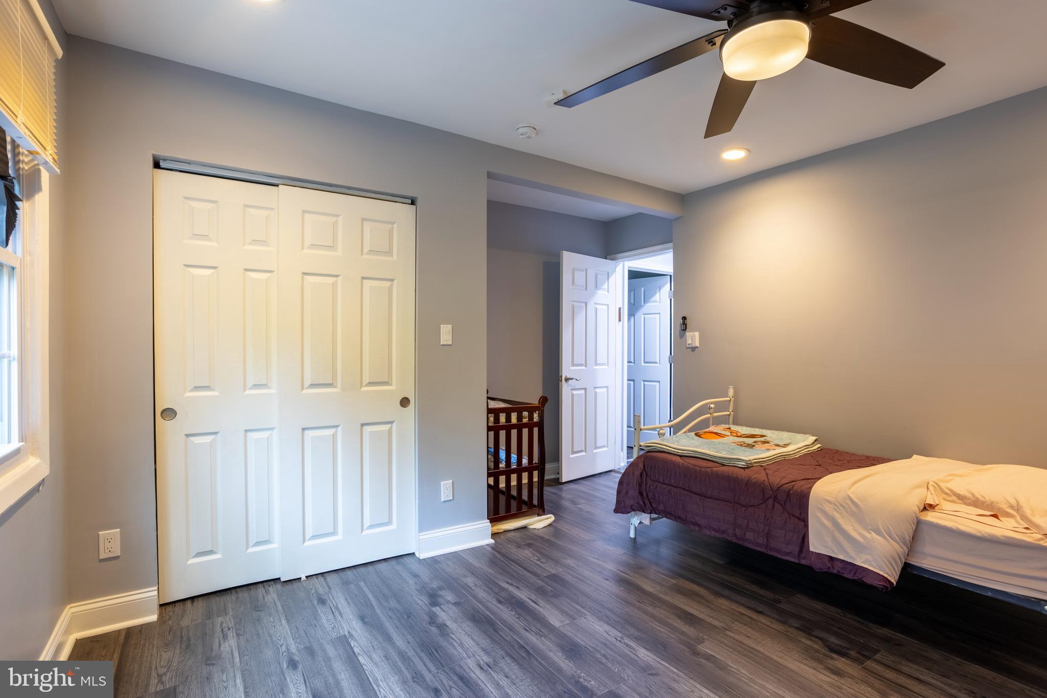 LONG MEADOW ESTATES - Residential