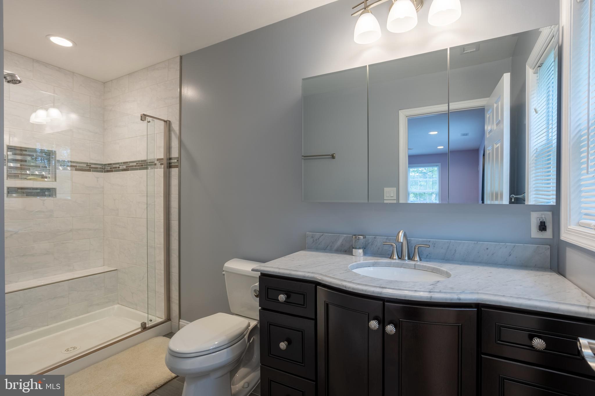 LONG MEADOW ESTATES - Residential