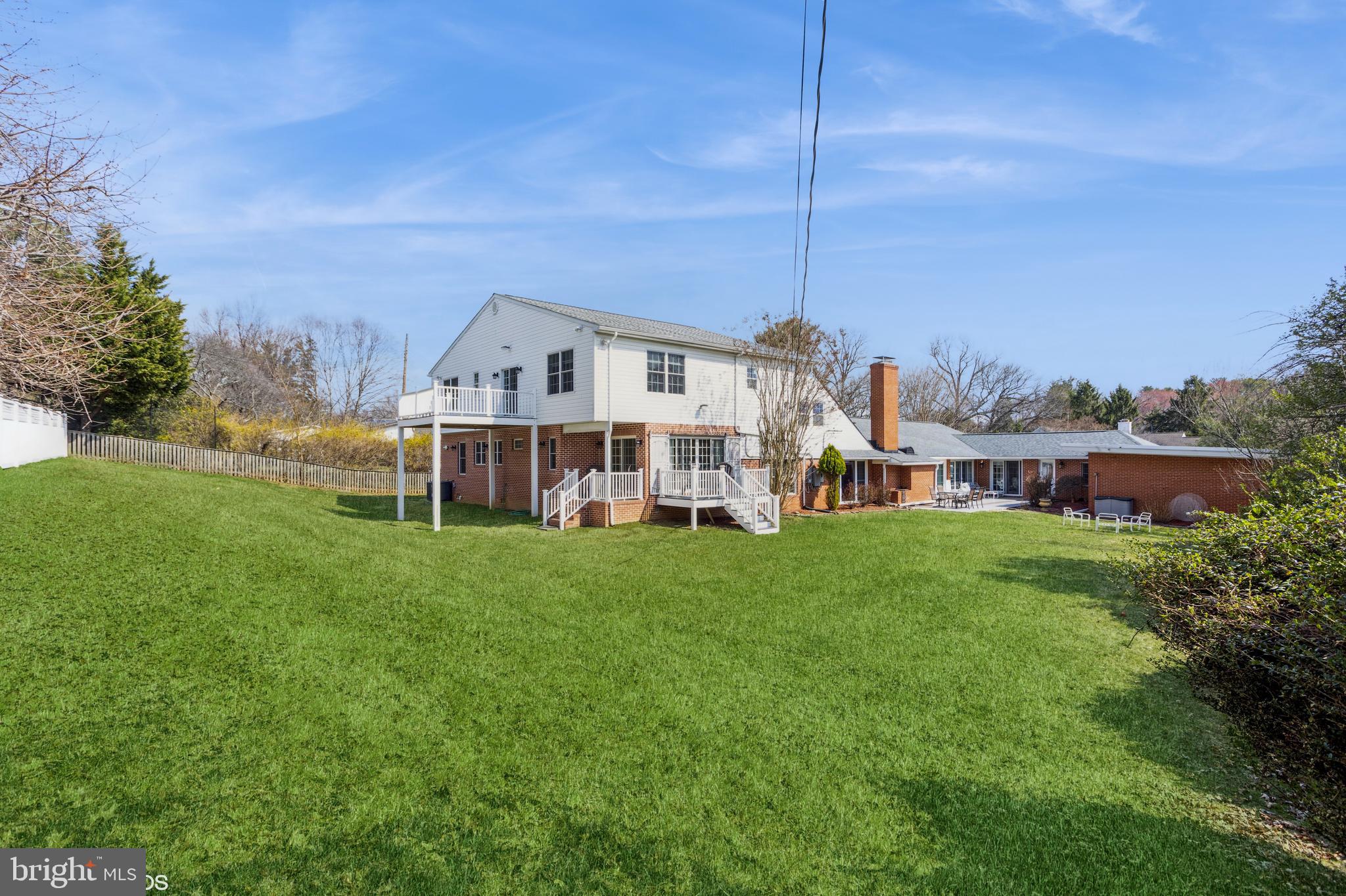 LONG MEADOW ESTATES - Residential