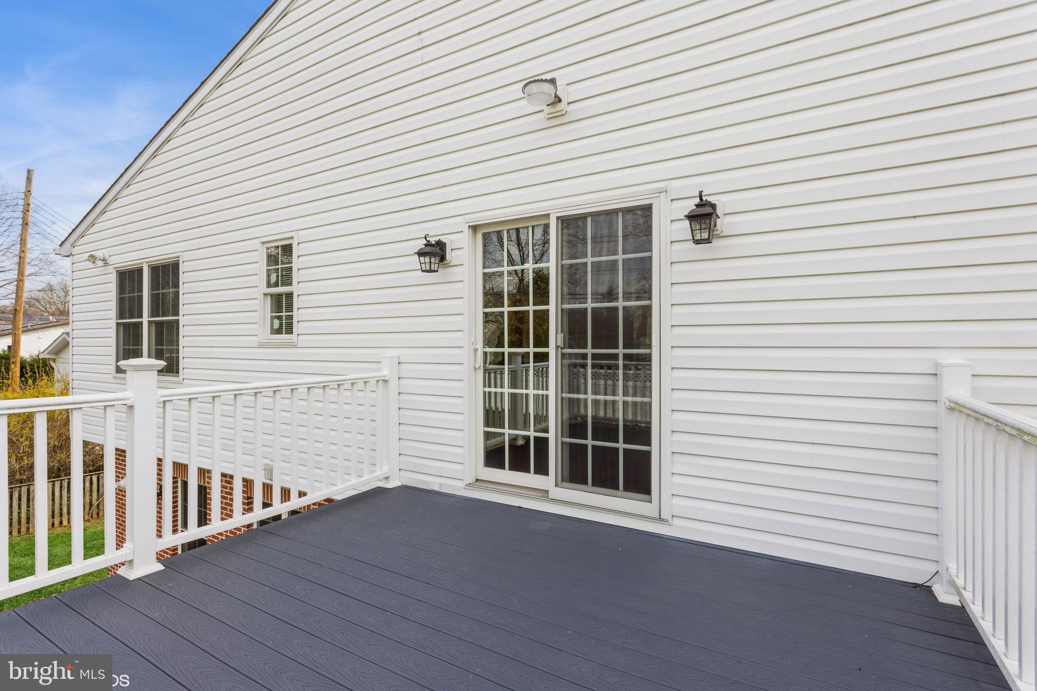 LONG MEADOW ESTATES - Residential