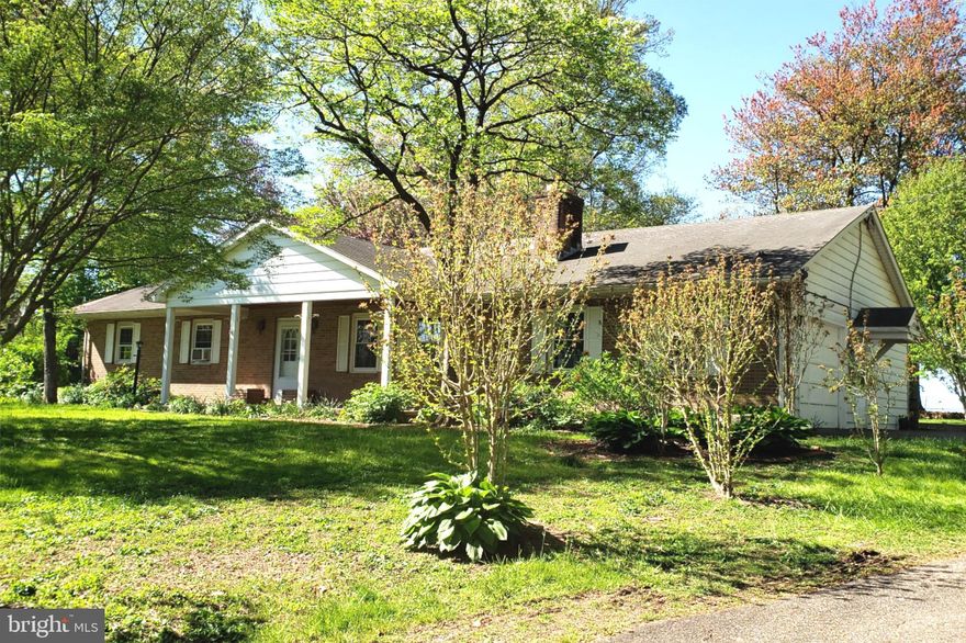 Well maintained 3 bedroom 2 bath ranch home with attached 1 car garage on 1.5 acres of land north of Oxford in Lower Oxford Township. Basement laundry, shed, and off street parking included. Great views of farmland. All tenants must pass an acceptable background and credit check. Tenant pays electric, heat, phone, trash, lawn care, and snow removal, landlord provides water and sewer. First months rent, security deposit due at lease signing. NO CATS, dogs on a case by case basis, No smoking, no exceptions. Available now. No Sunday showings.