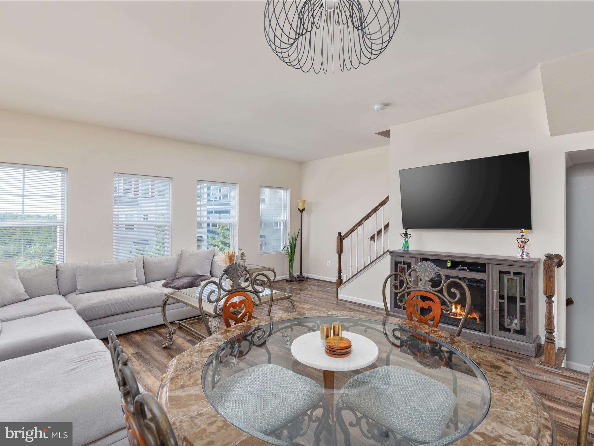 SNOWDEN BRIDGE - Residential