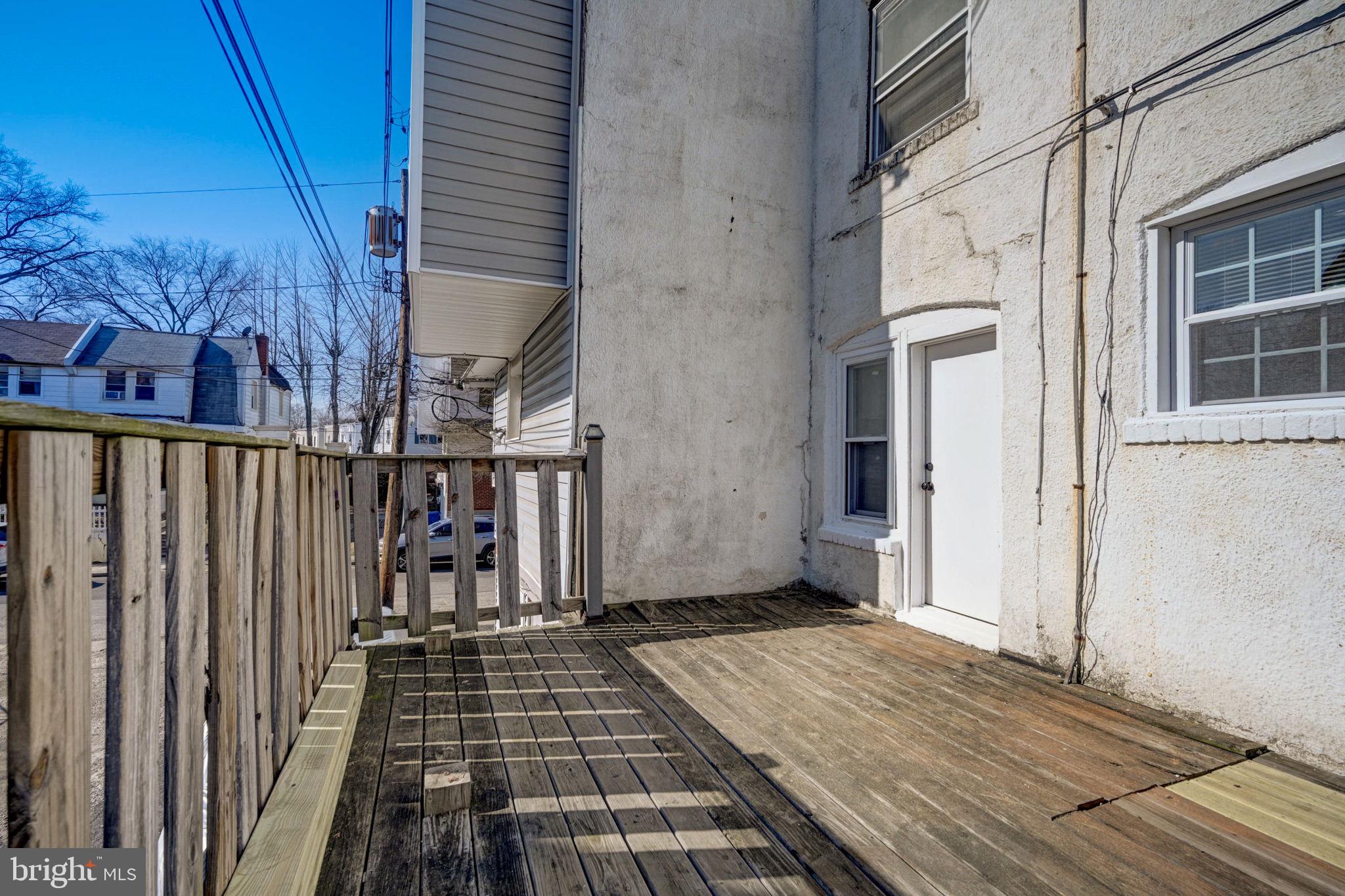 LANSDOWNE - Residential