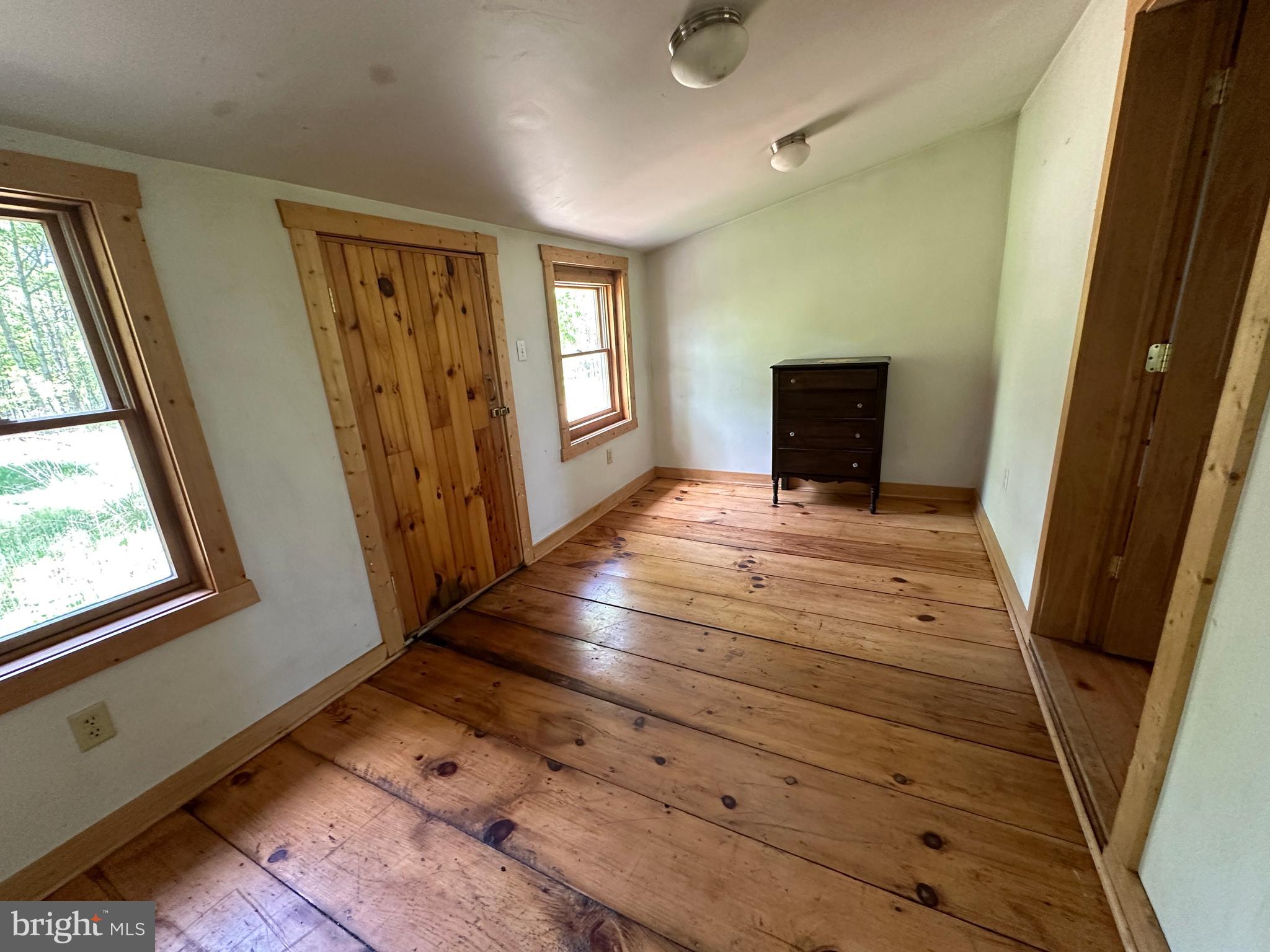 NO SUBDIVISION - Residential