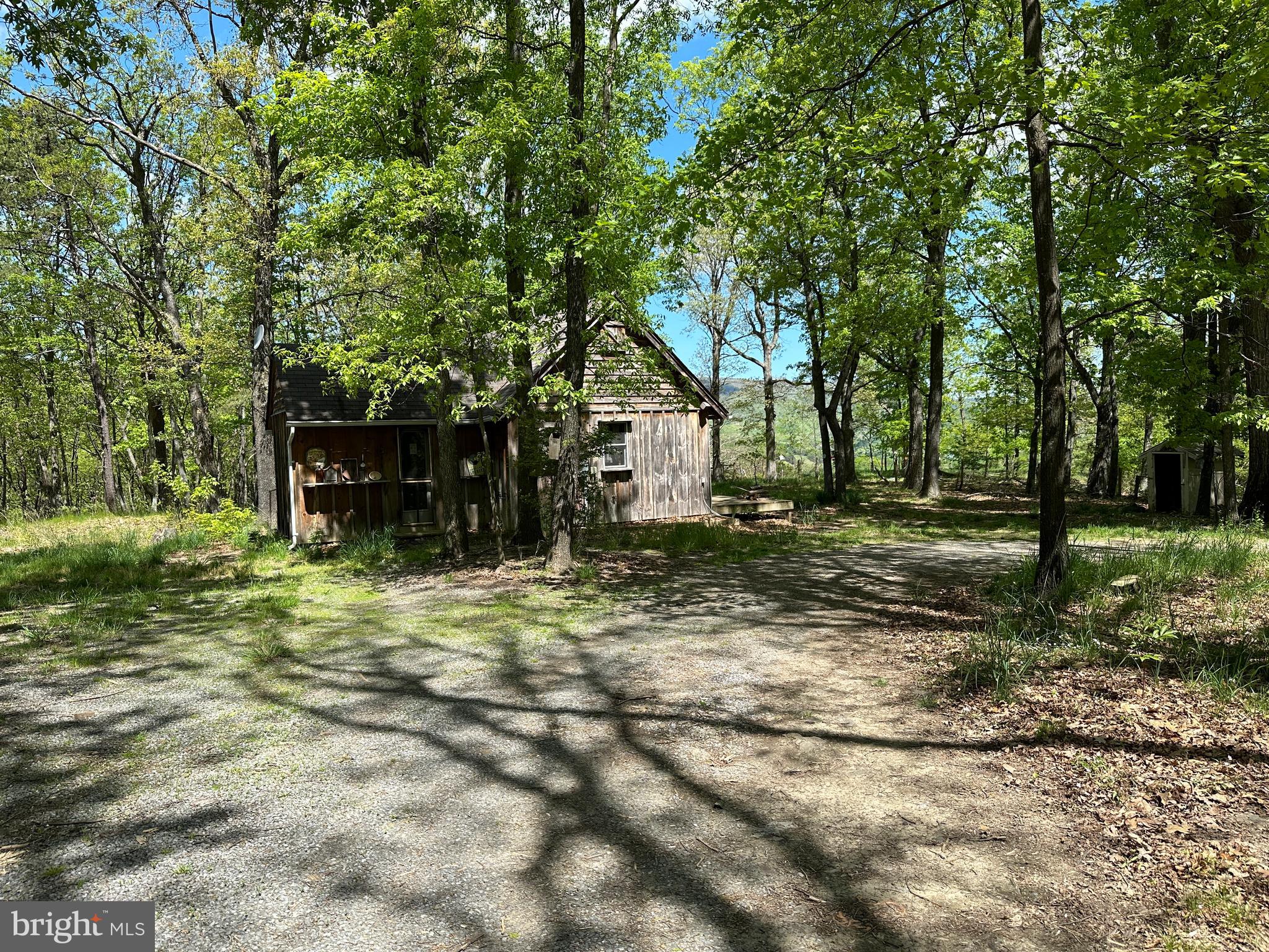 NO SUBDIVISION - Residential