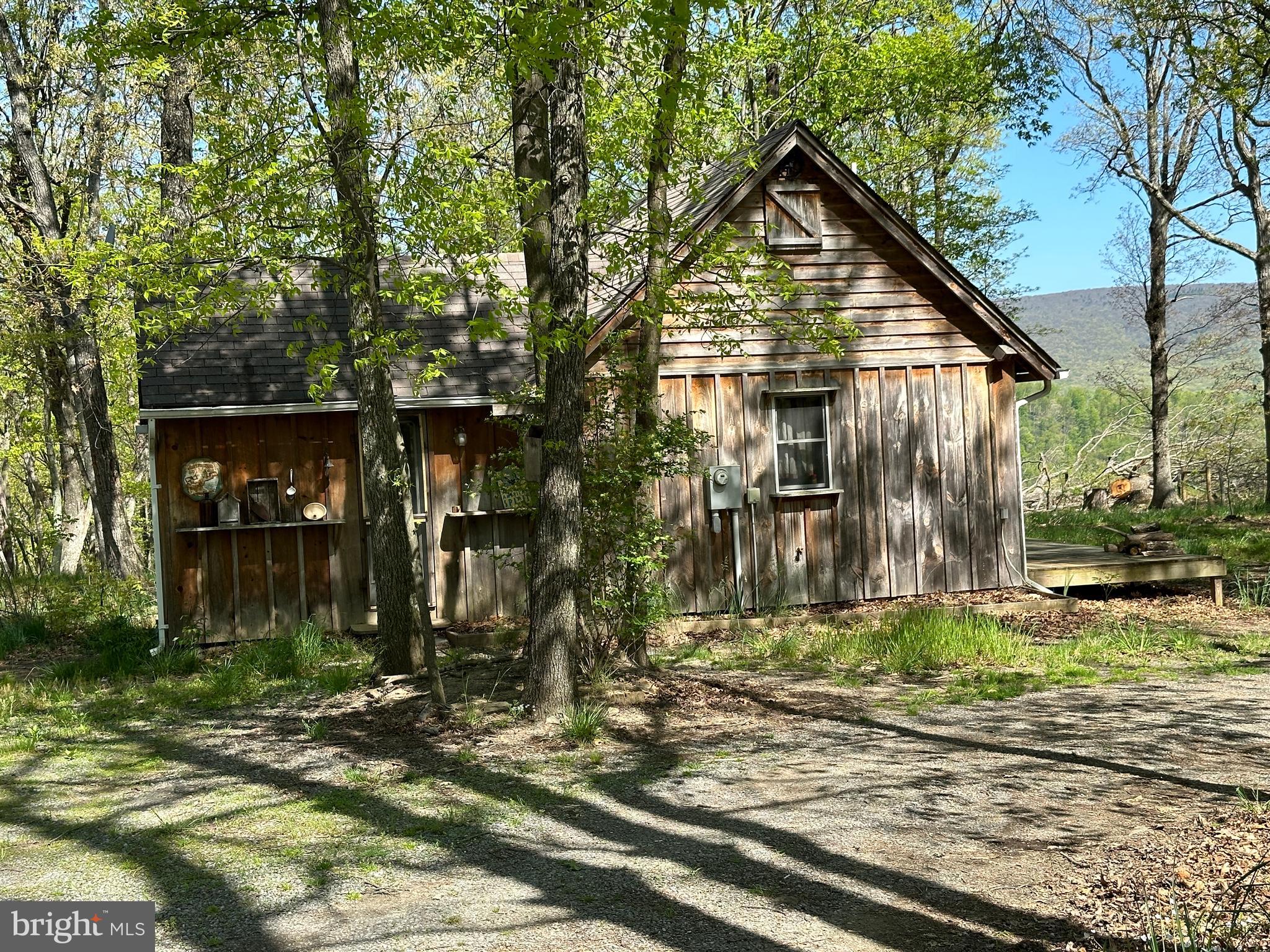 NO SUBDIVISION - Residential